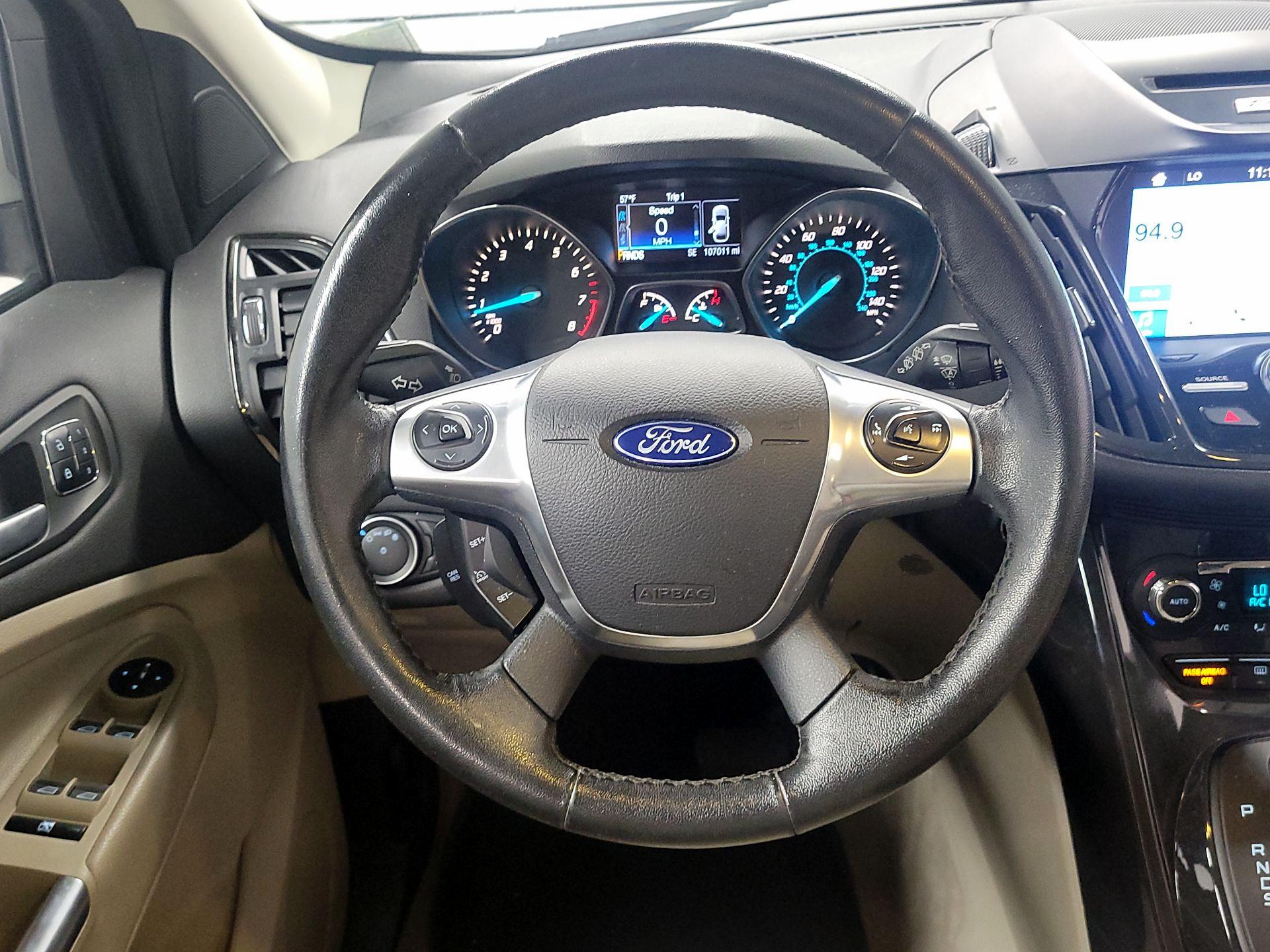 Thumbnail: 2016 Ford Escape - 10