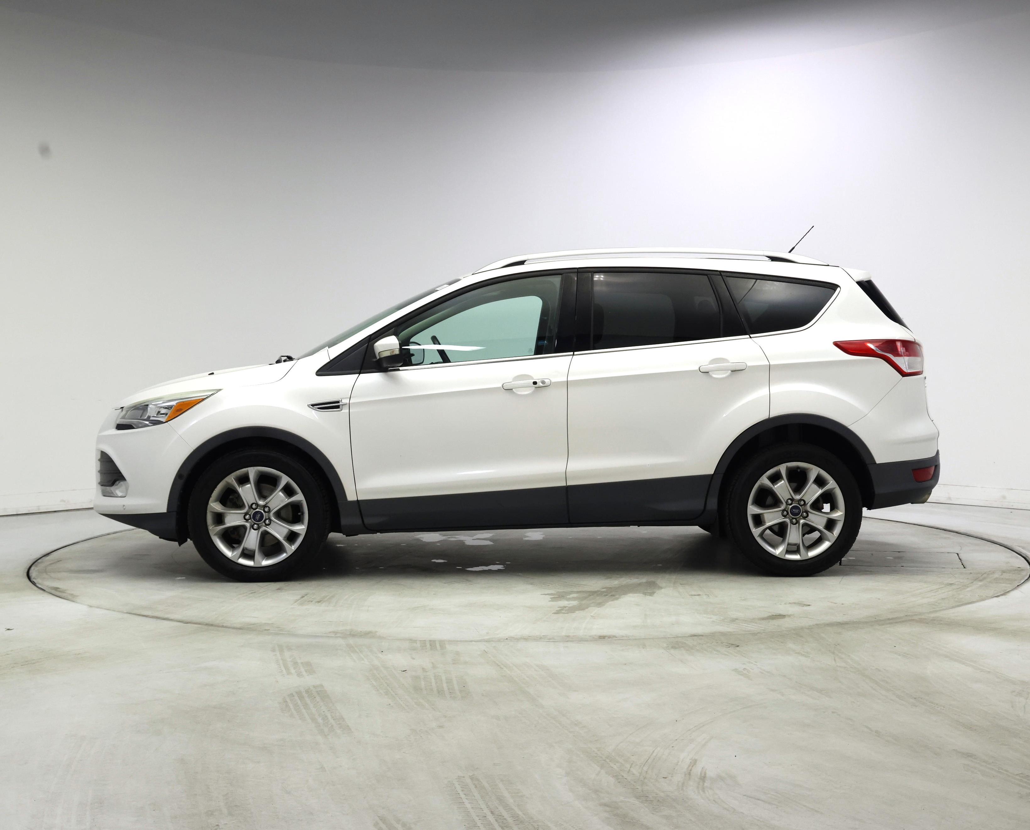 Thumbnail: 2016 Ford Escape - 3