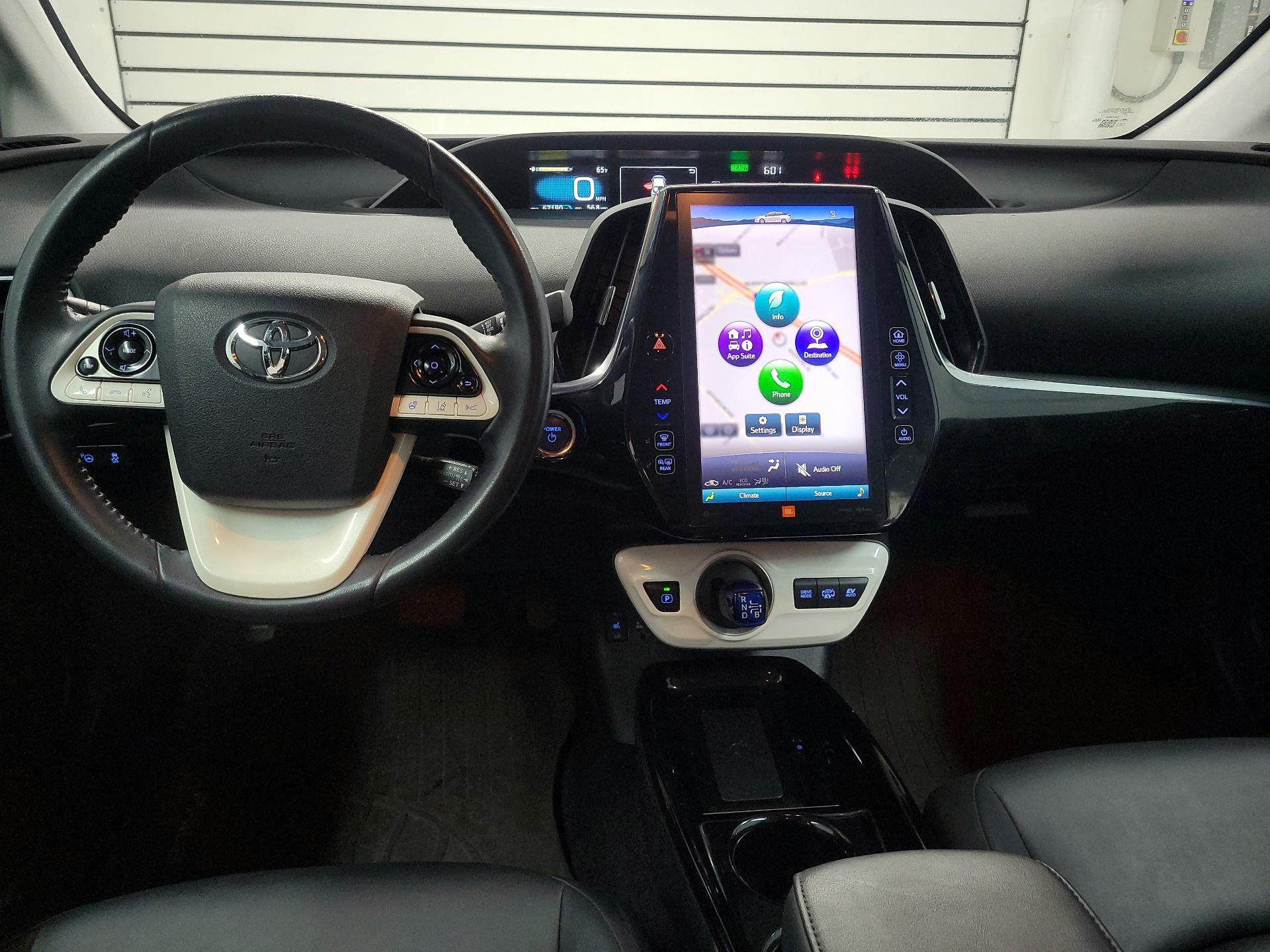 Thumbnail: 2017 Toyota Prius Prime - 9