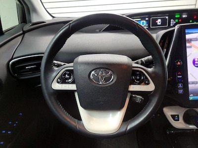 Steering Wheel & Instrument Cluster (On)