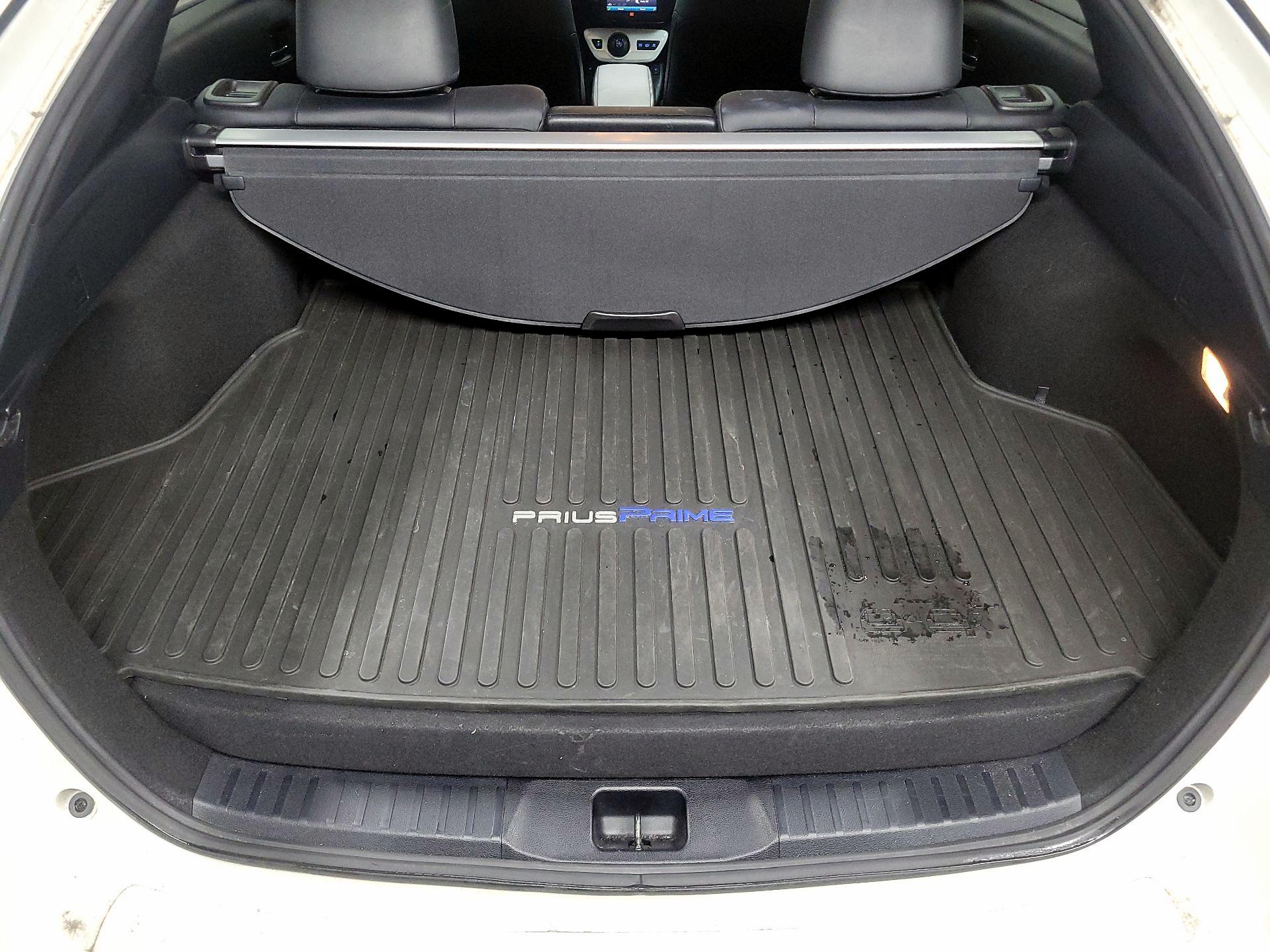 Thumbnail: 2017 Toyota Prius Prime - 20