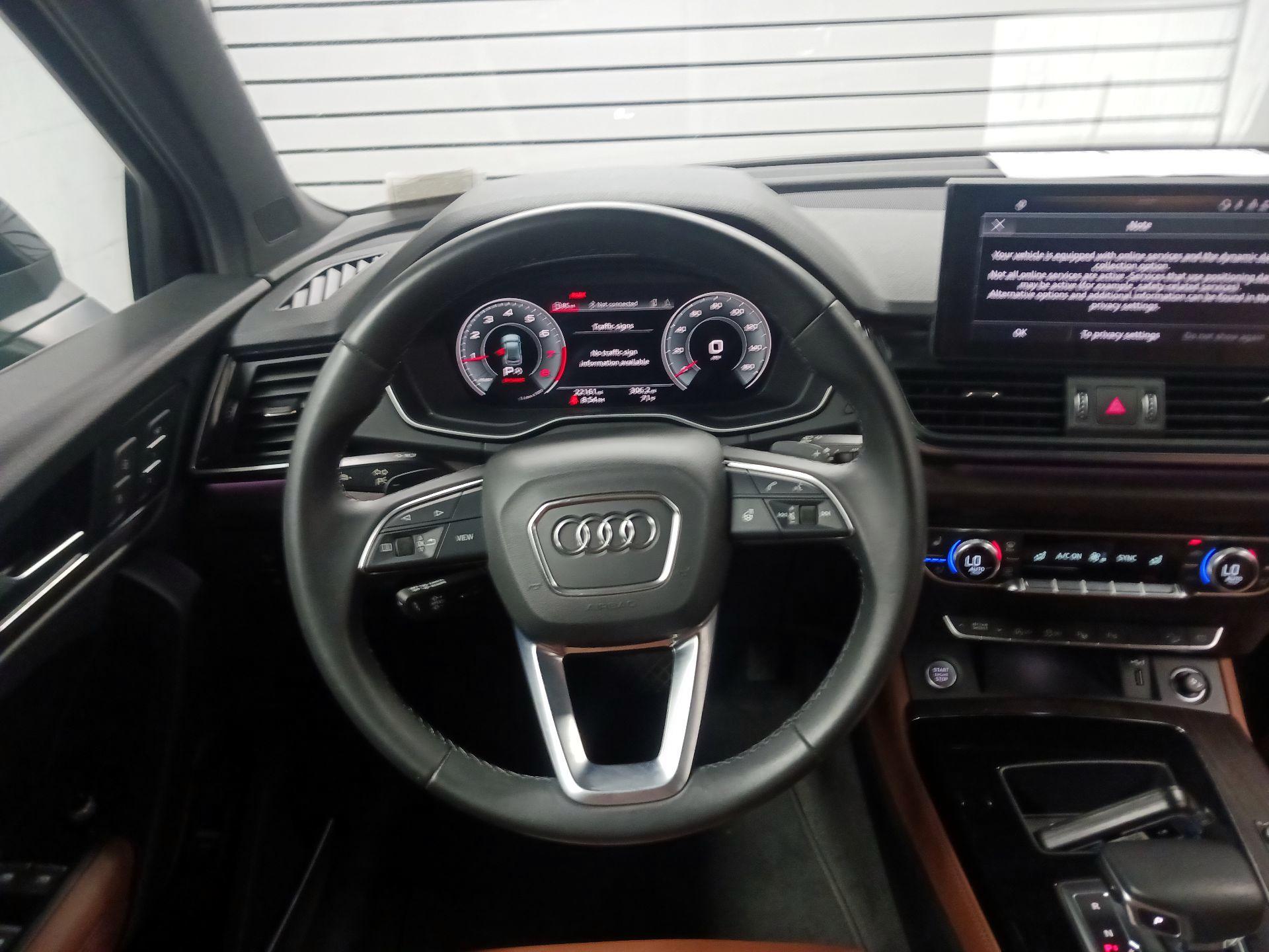 Thumbnail: 2021 Audi Q5 - 10