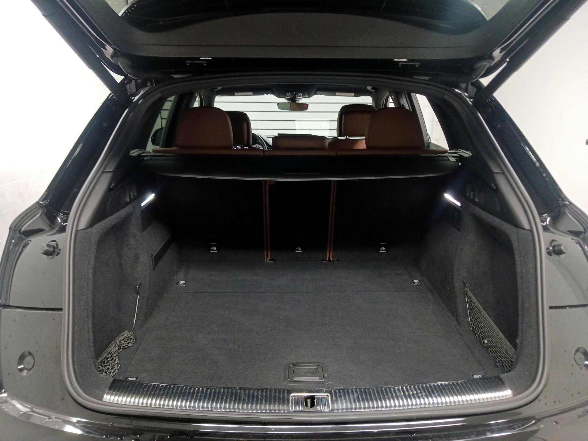 Thumbnail: 2021 Audi Q5 - 18