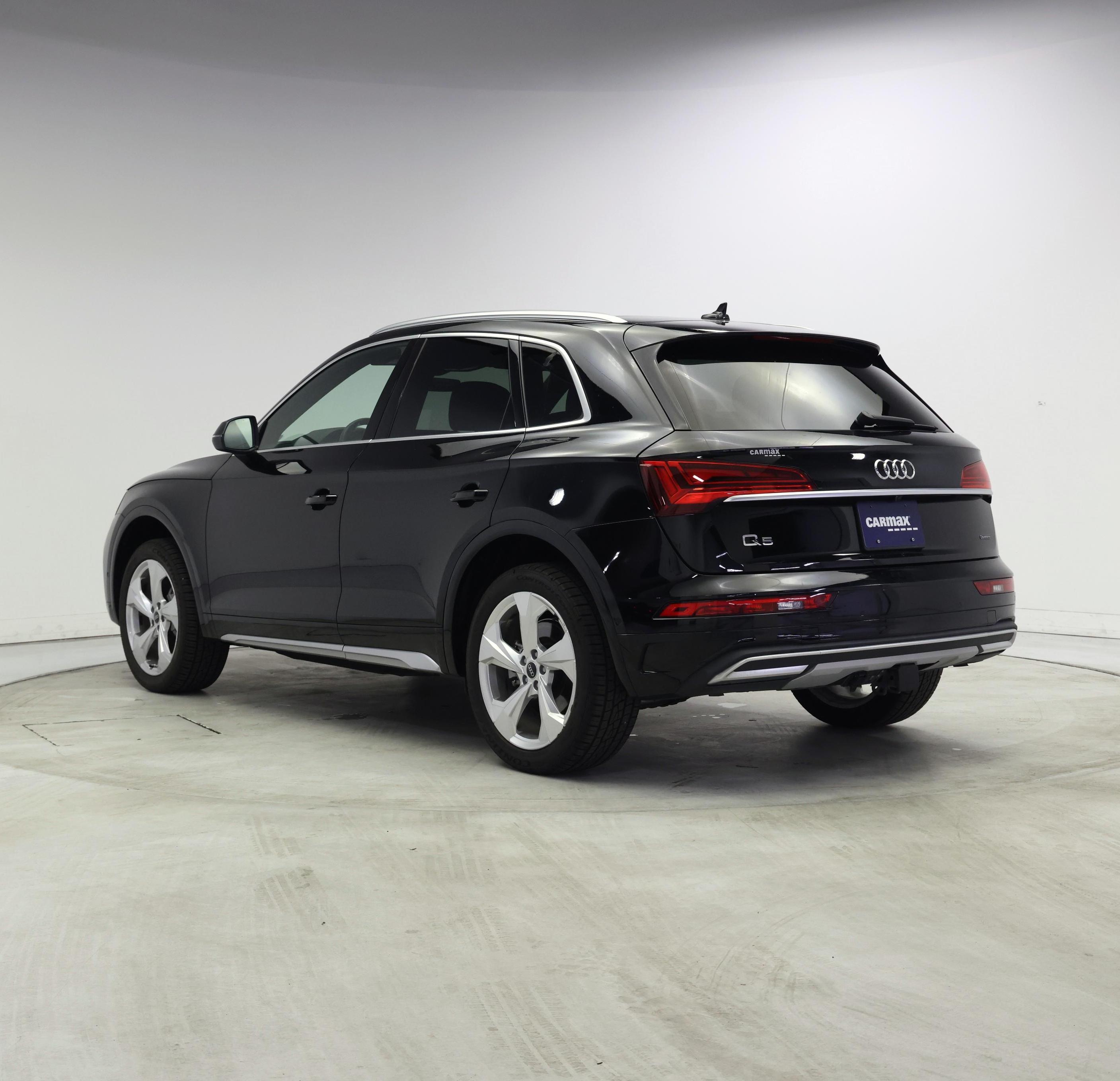 Thumbnail: 2021 Audi Q5 - 2