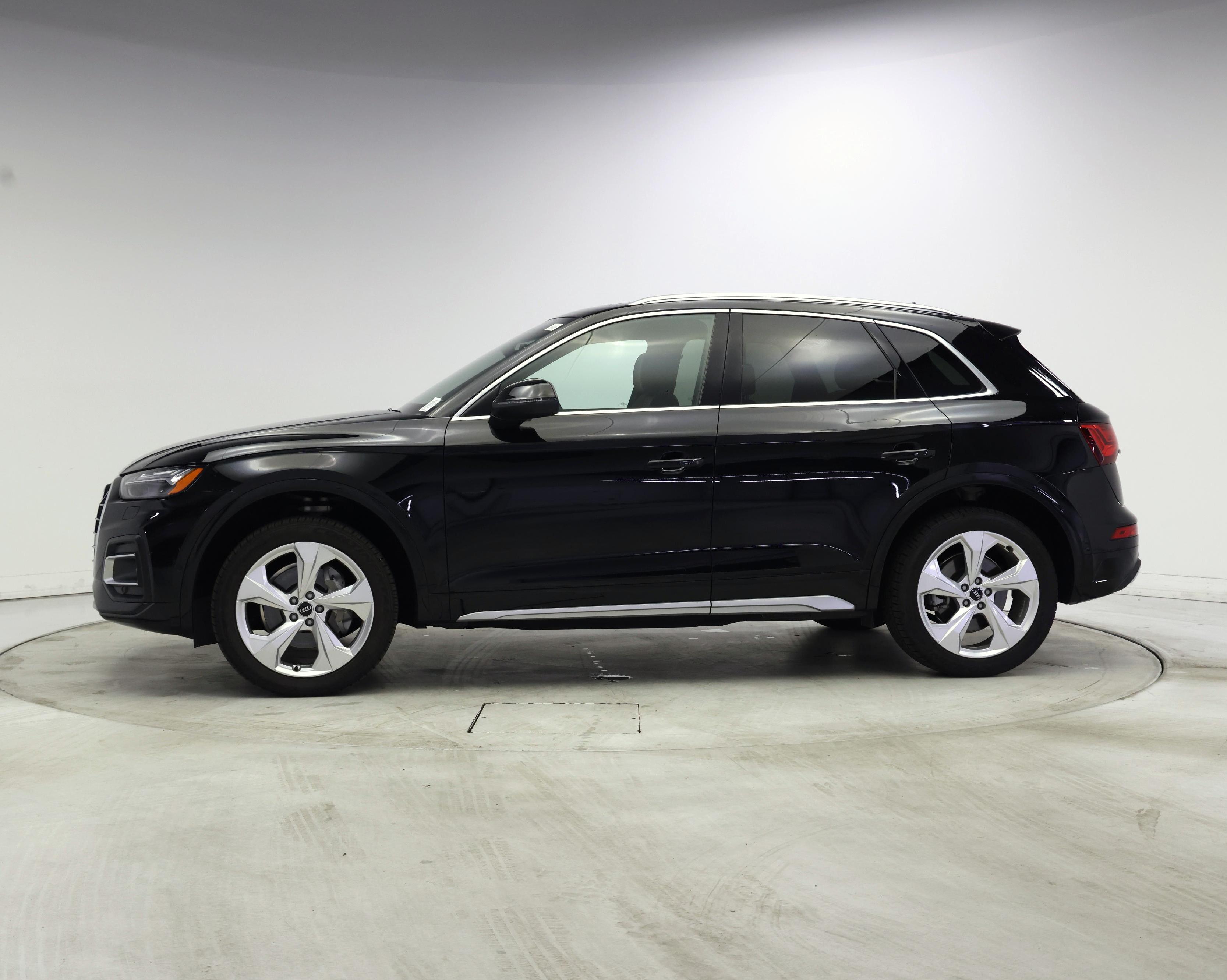 Thumbnail: 2021 Audi Q5 - 3