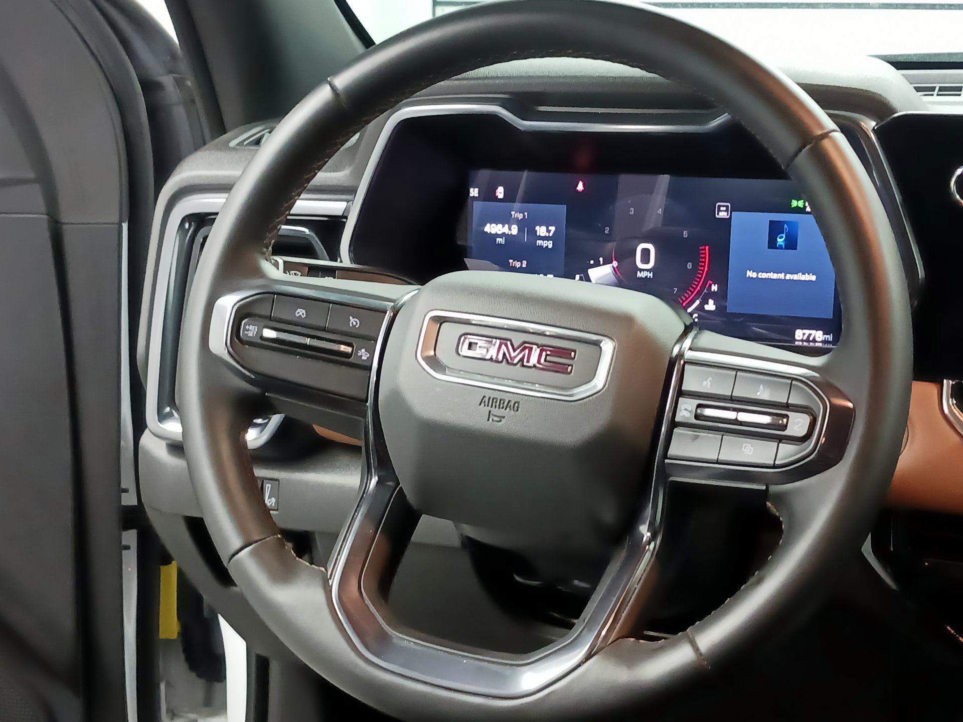 Thumbnail: 2024 GMC Canyon - 10