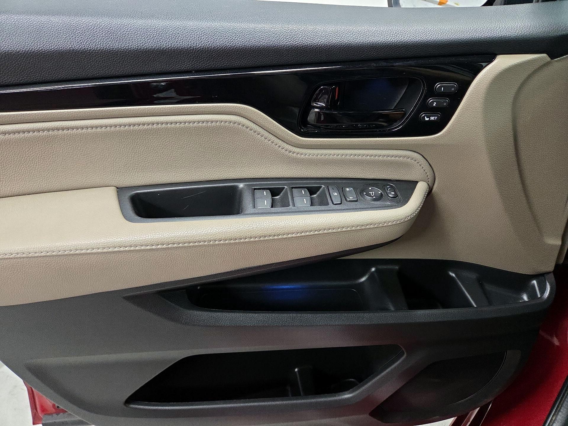 Thumbnail: 2022 Honda Odyssey - 10