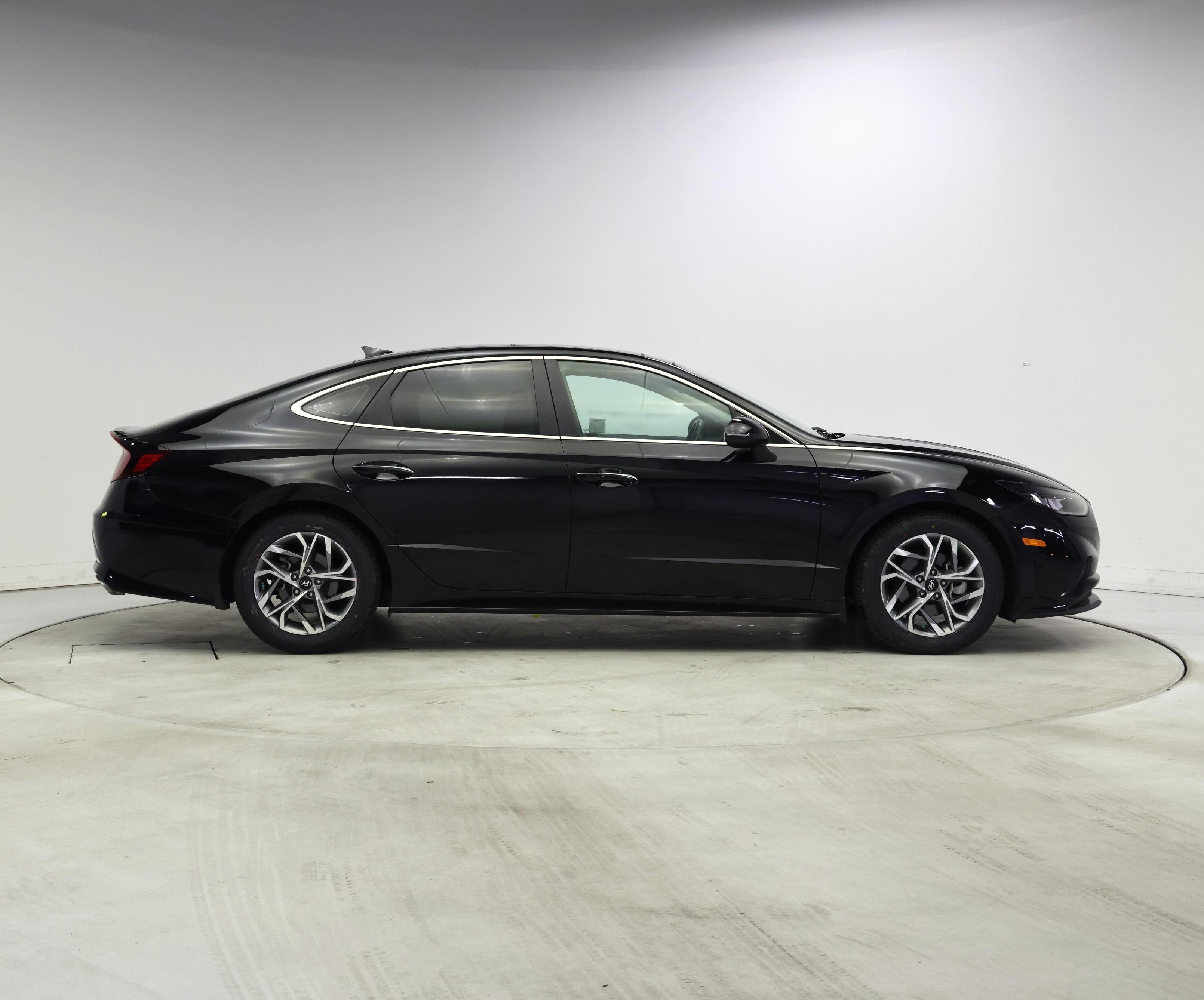 Thumbnail: 2023 Hyundai Sonata - 7