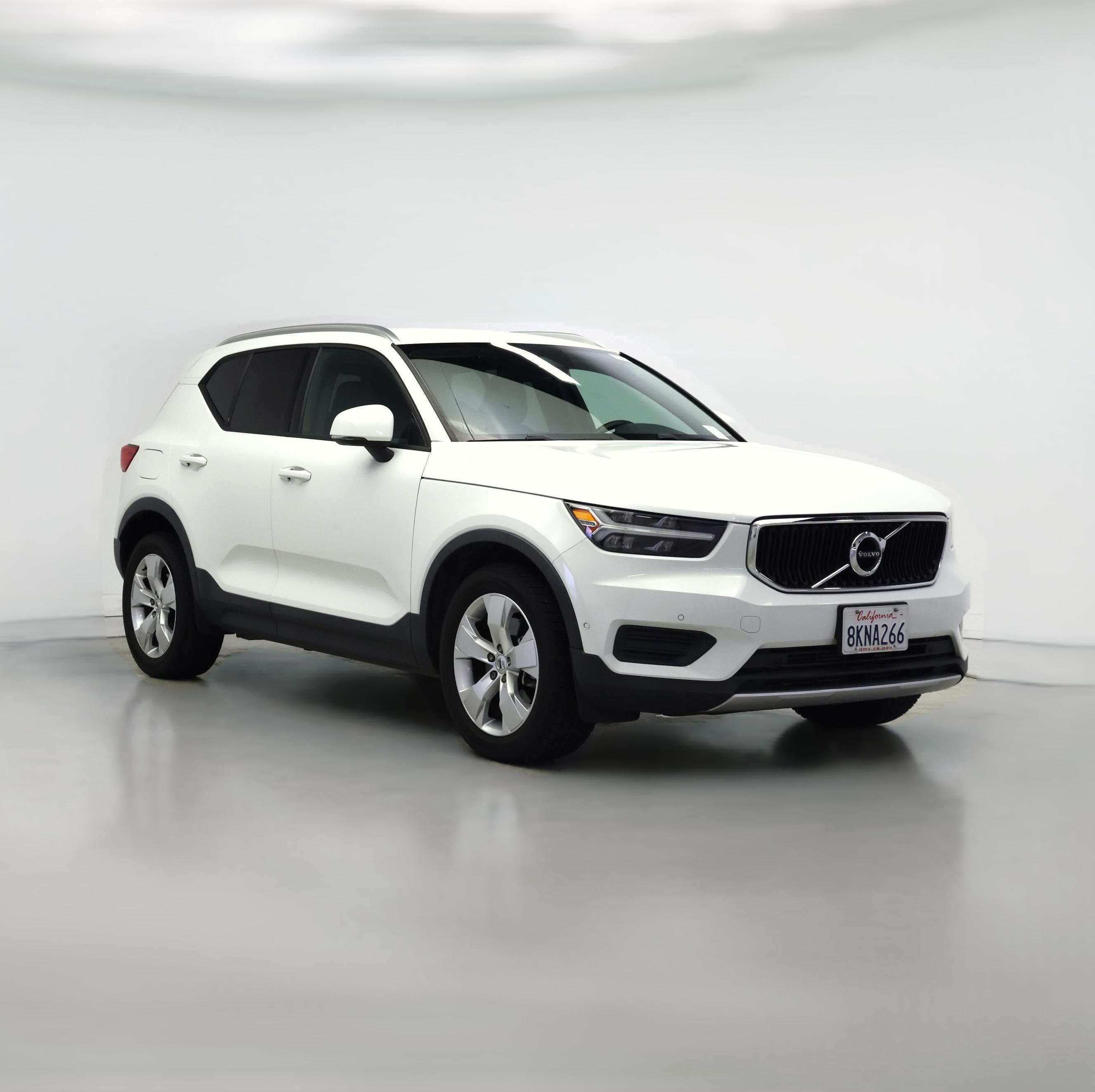 Thumbnail: 2019 Volvo XC40 - 1