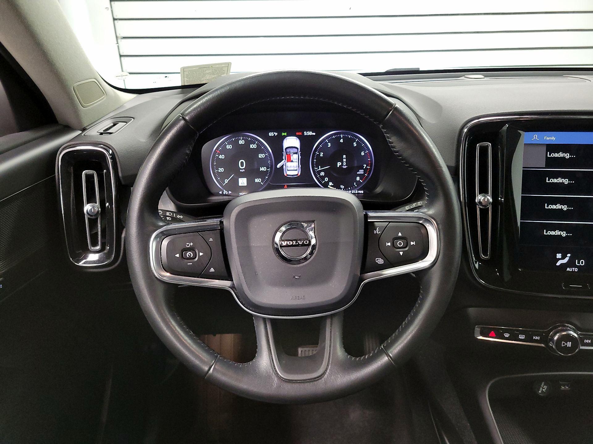 Thumbnail: 2019 Volvo XC40 - 10