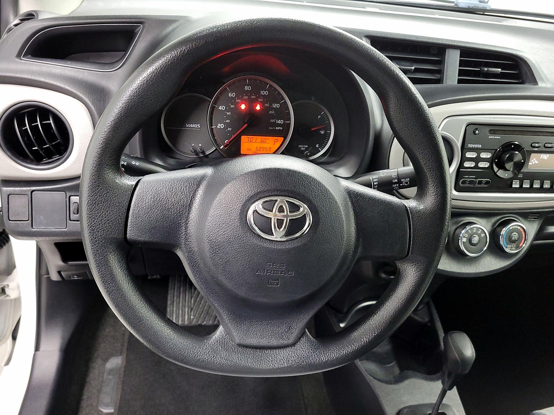 Thumbnail: 2014 Toyota Yaris - 10