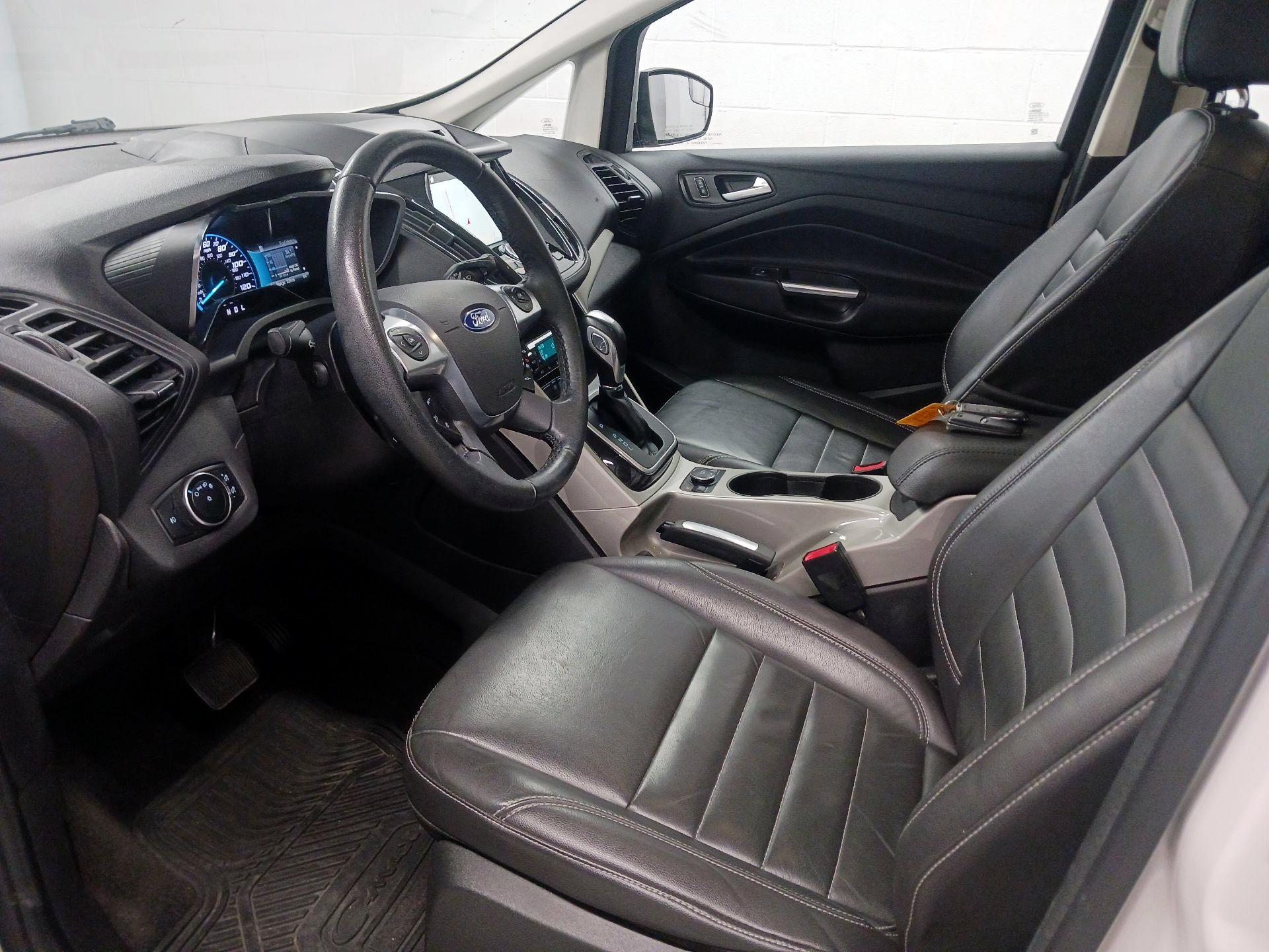 Thumbnail: 2016 Ford C-Max - 11