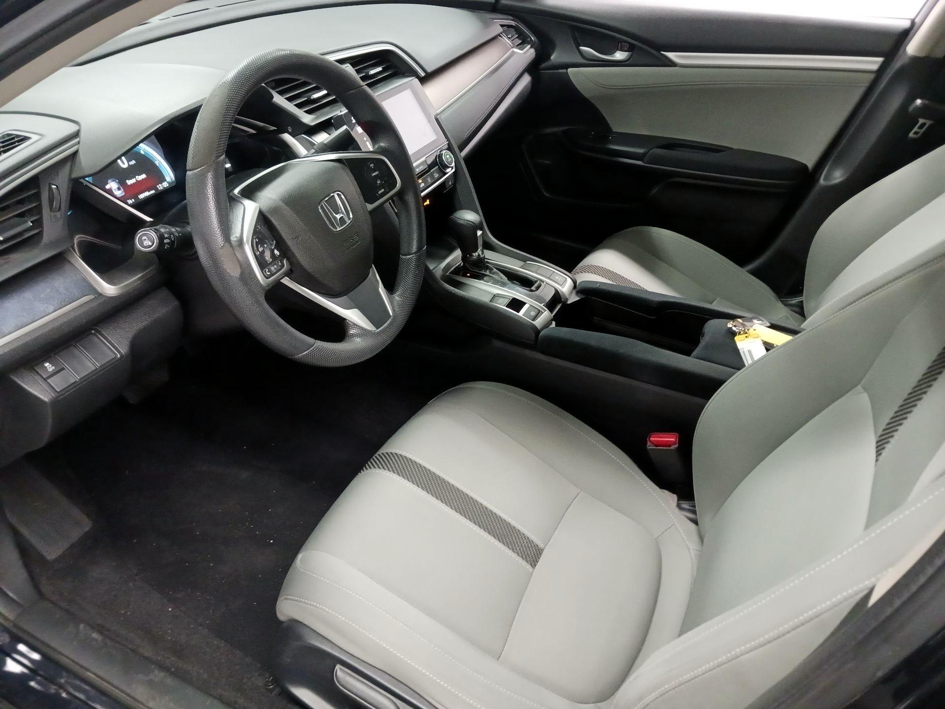 Thumbnail: 2017 Honda Civic - 11