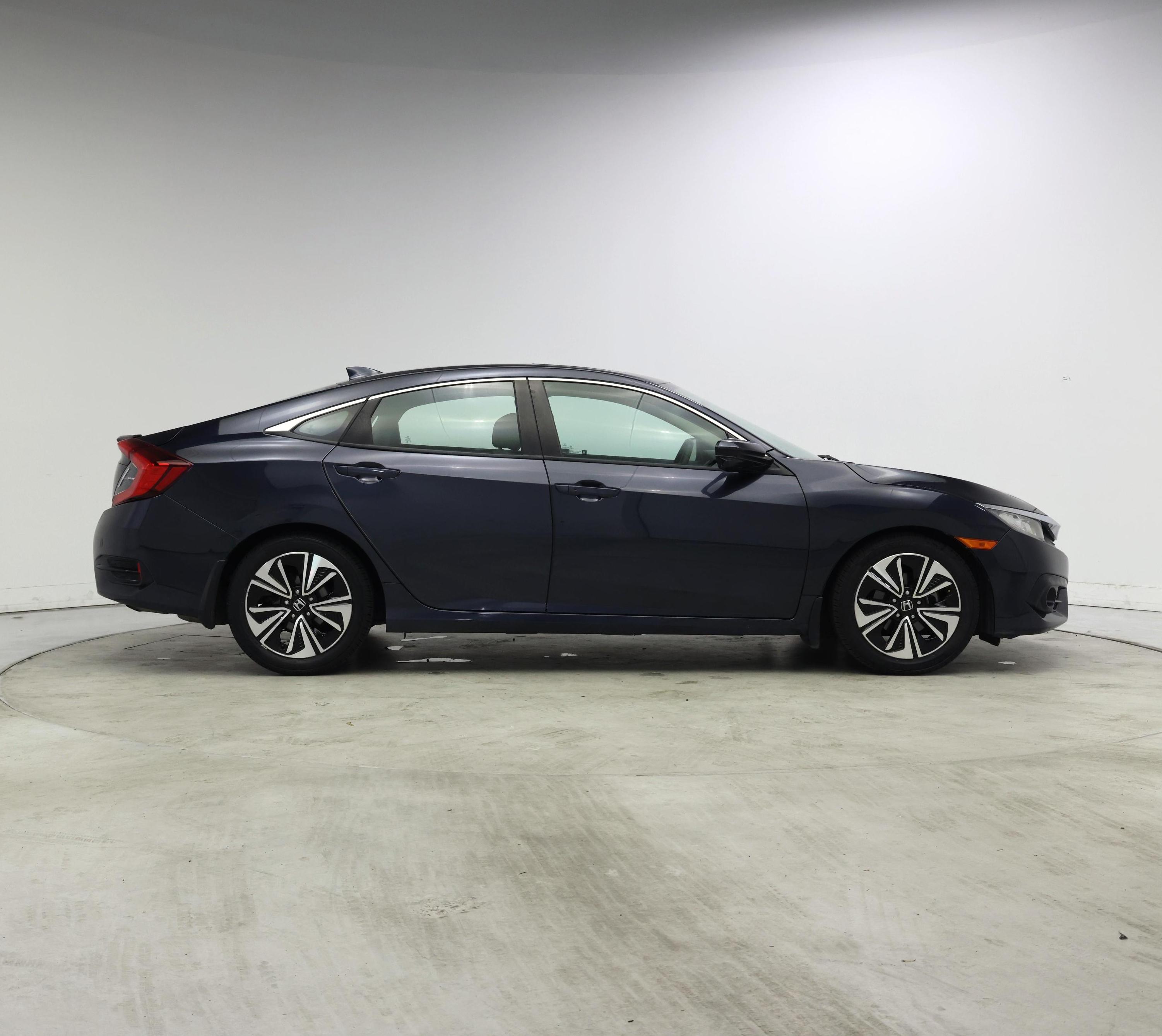 Thumbnail: 2017 Honda Civic - 7