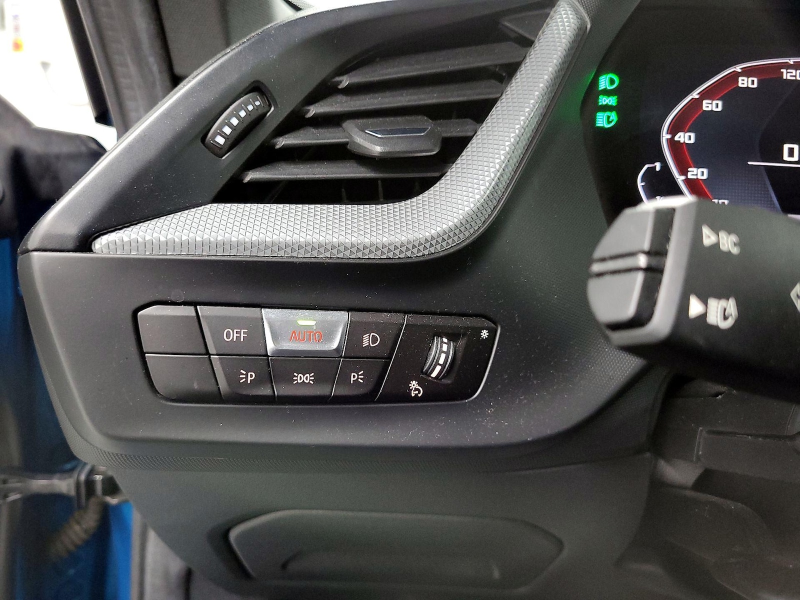 2021 BMW 2 Series M235i - Photo 14