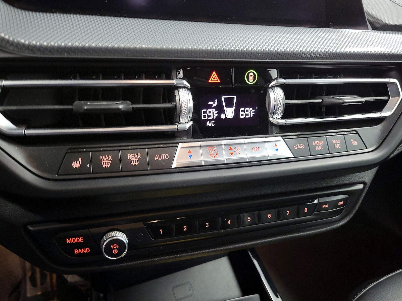 2021 BMW 2 Series M235i - Photo 17