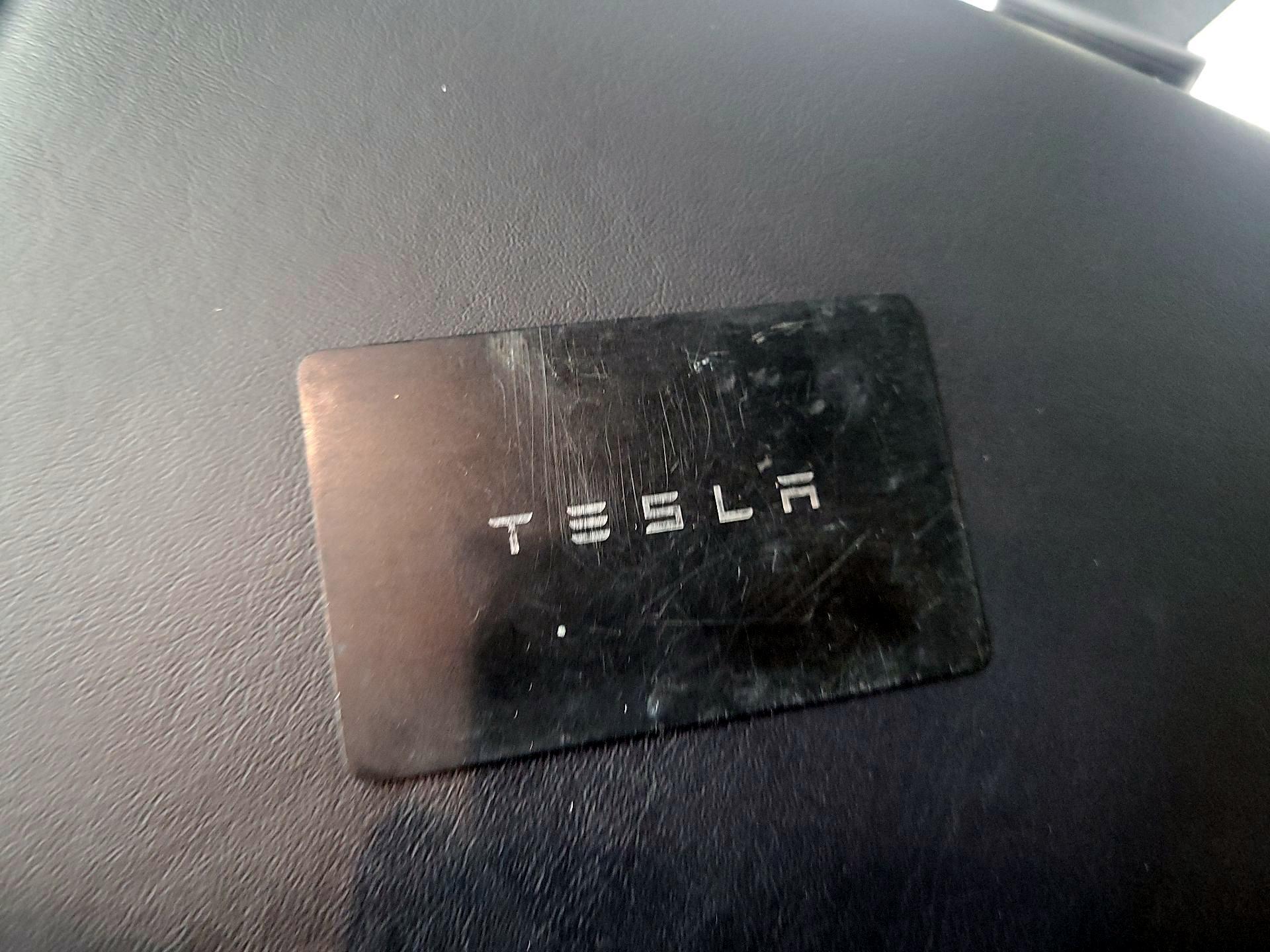 Thumbnail: 2022 Tesla Model 3 - 19