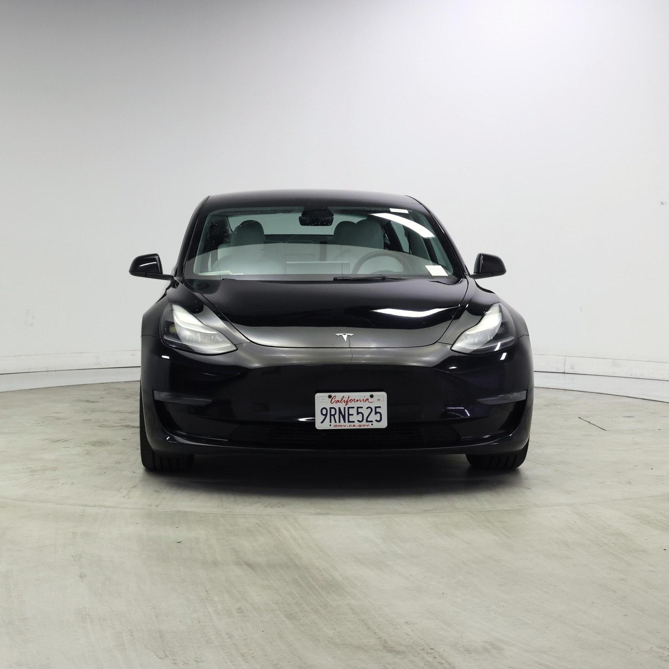 Thumbnail: 2022 Tesla Model 3 - 5