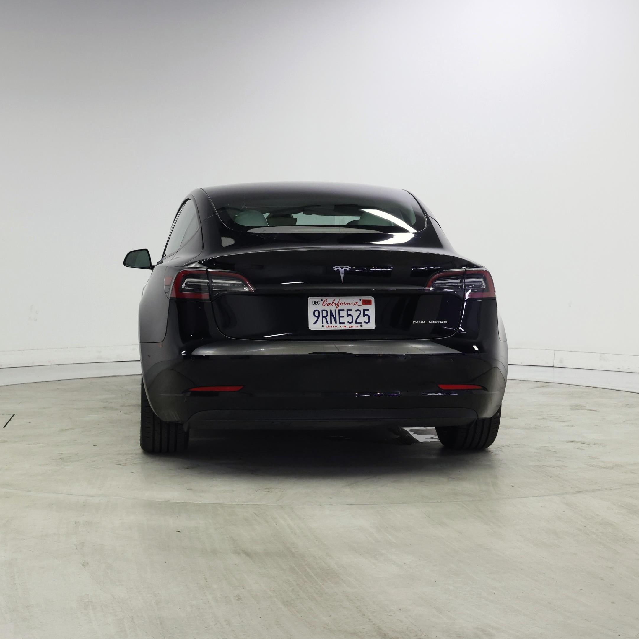 Thumbnail: 2022 Tesla Model 3 - 6