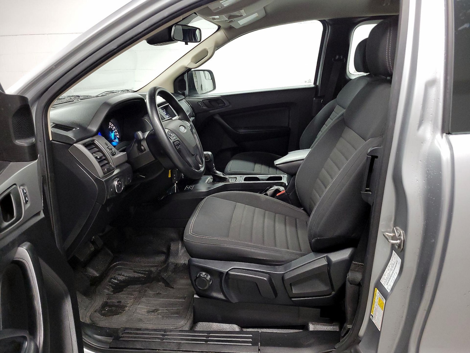 2021 Ford Ranger XL - Photo 12
