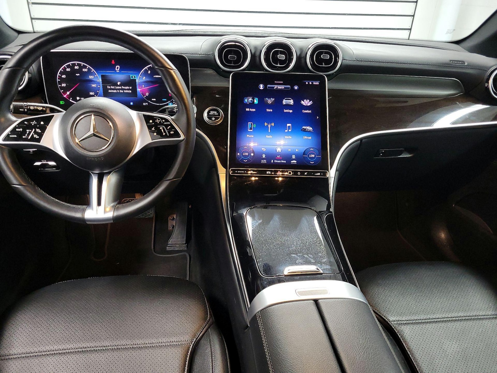 2023 Mercedes-Benz GLC GLC 300 - Photo 10