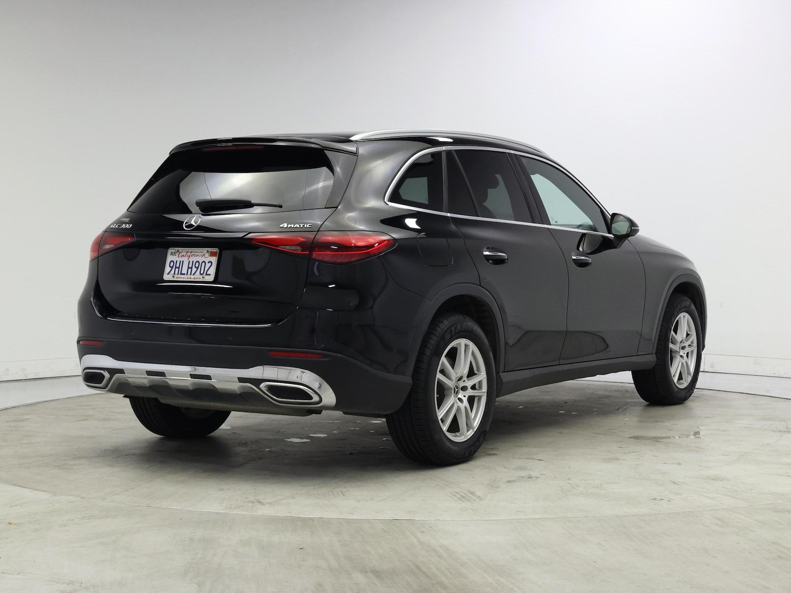 2023 Mercedes-Benz GLC GLC 300 - Photo 9