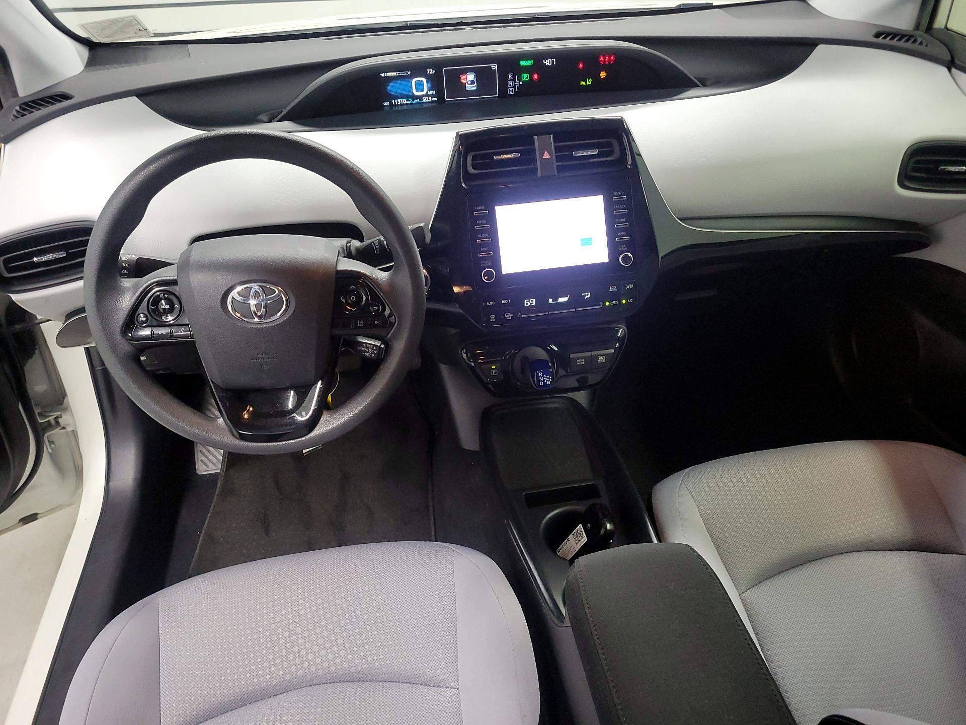 Thumbnail: 2020 Toyota Prius - 9