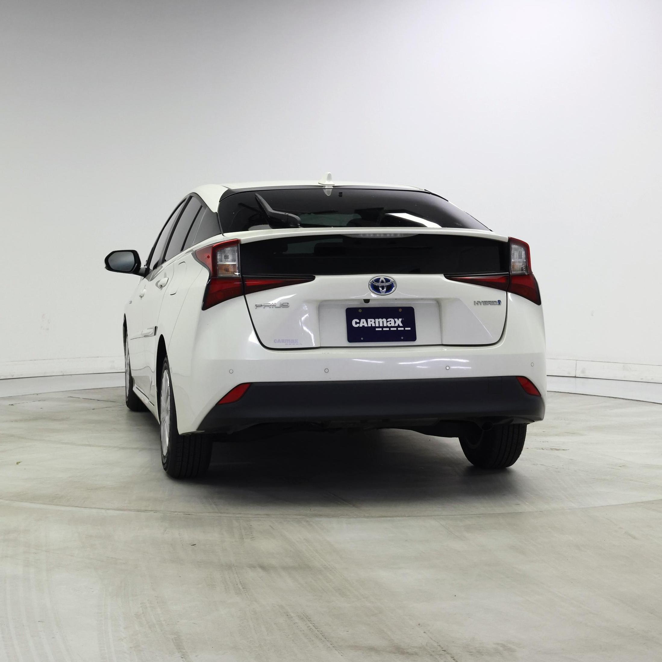 Thumbnail: 2020 Toyota Prius - 6