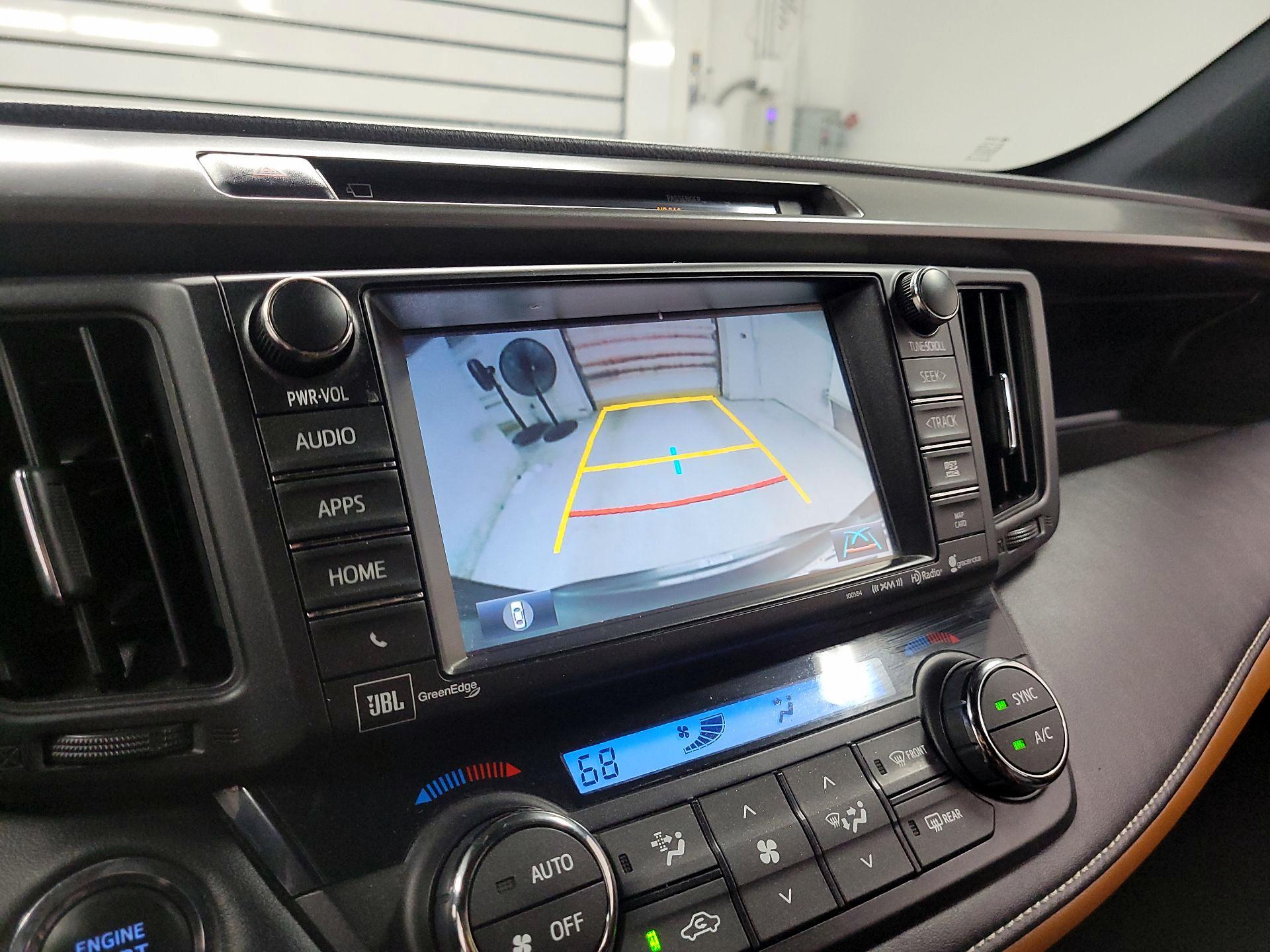 Thumbnail: 2016 Toyota RAV4 - 14