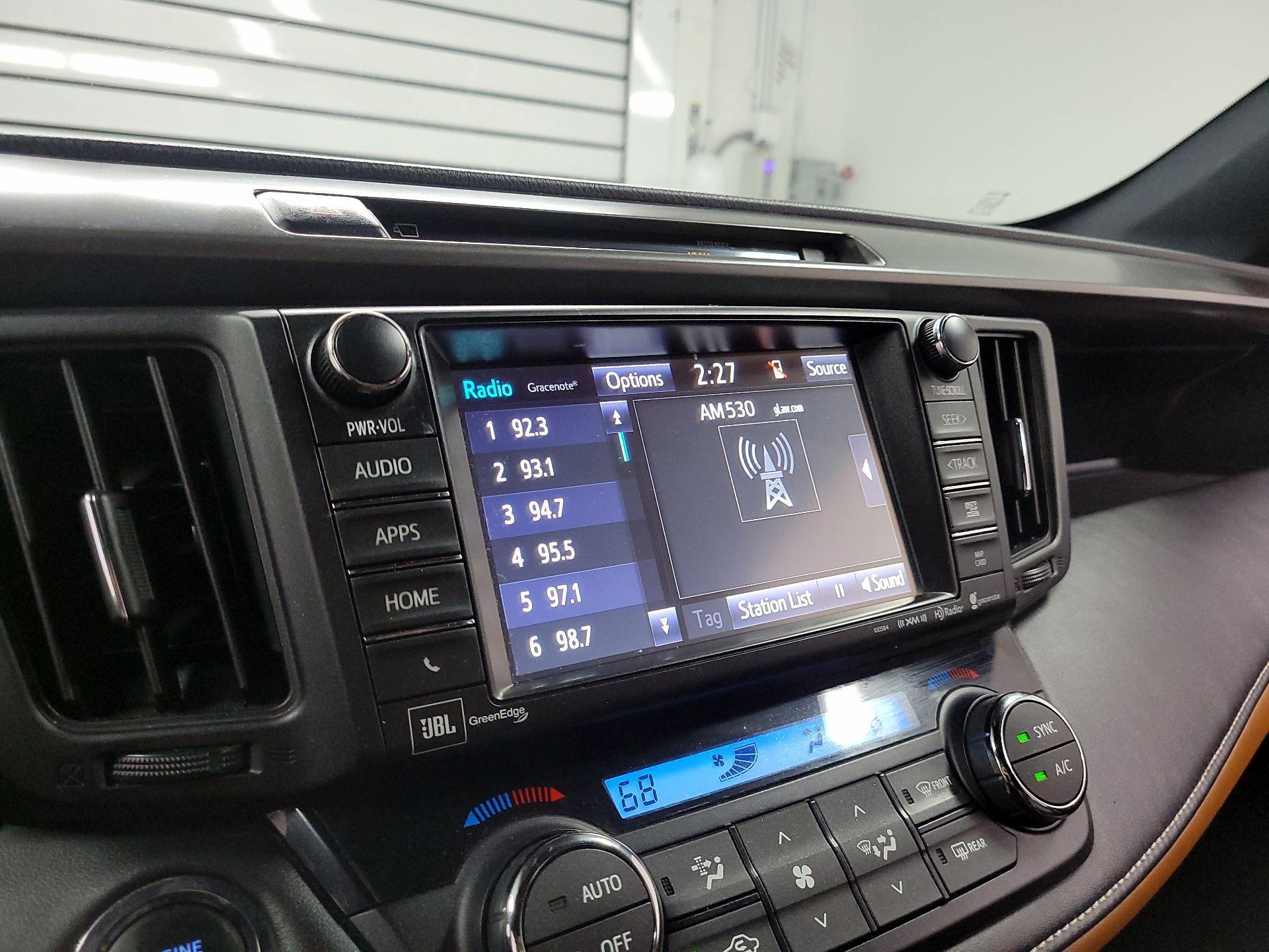 Thumbnail: 2016 Toyota RAV4 - 15
