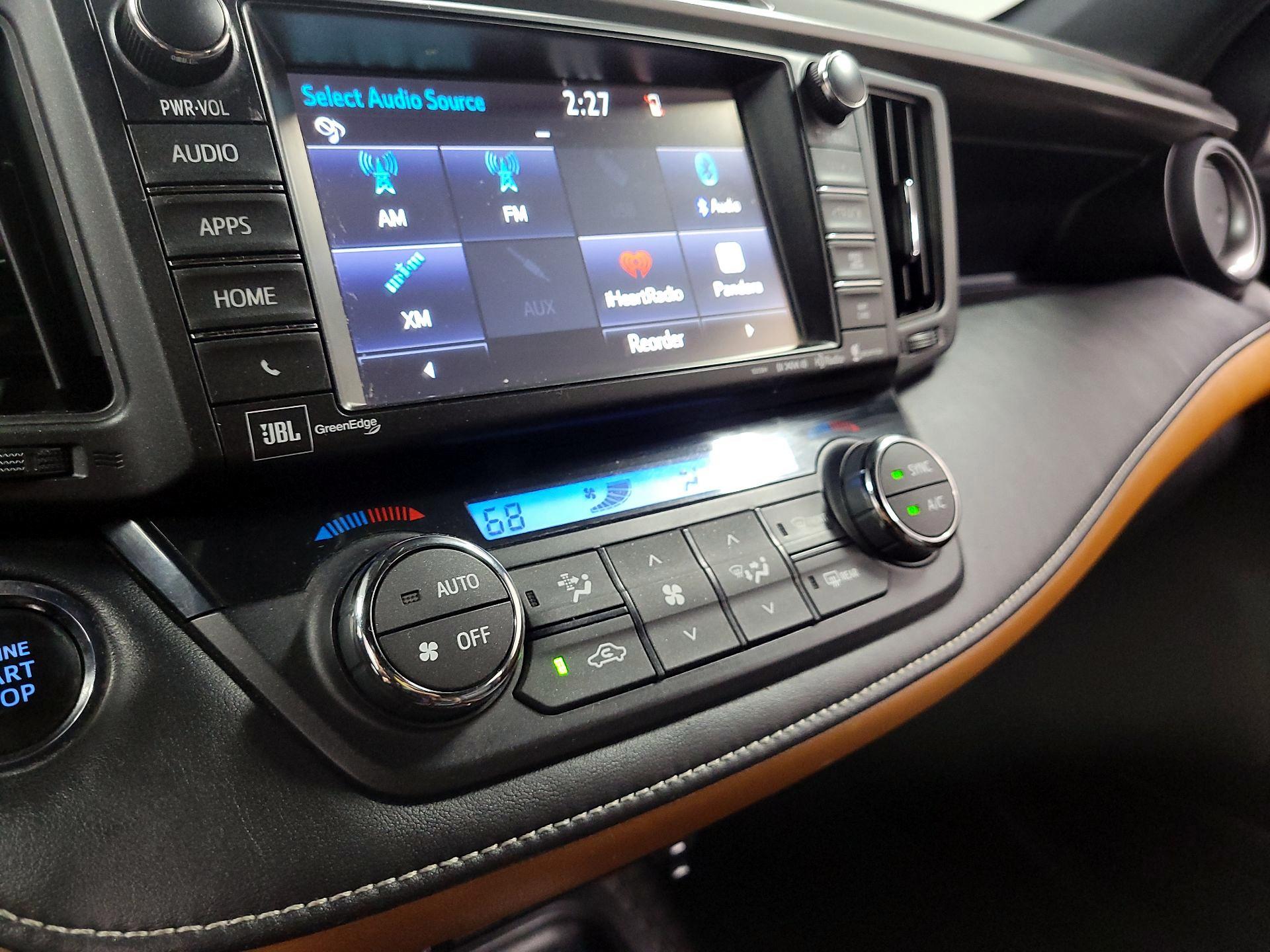 Thumbnail: 2016 Toyota RAV4 - 16
