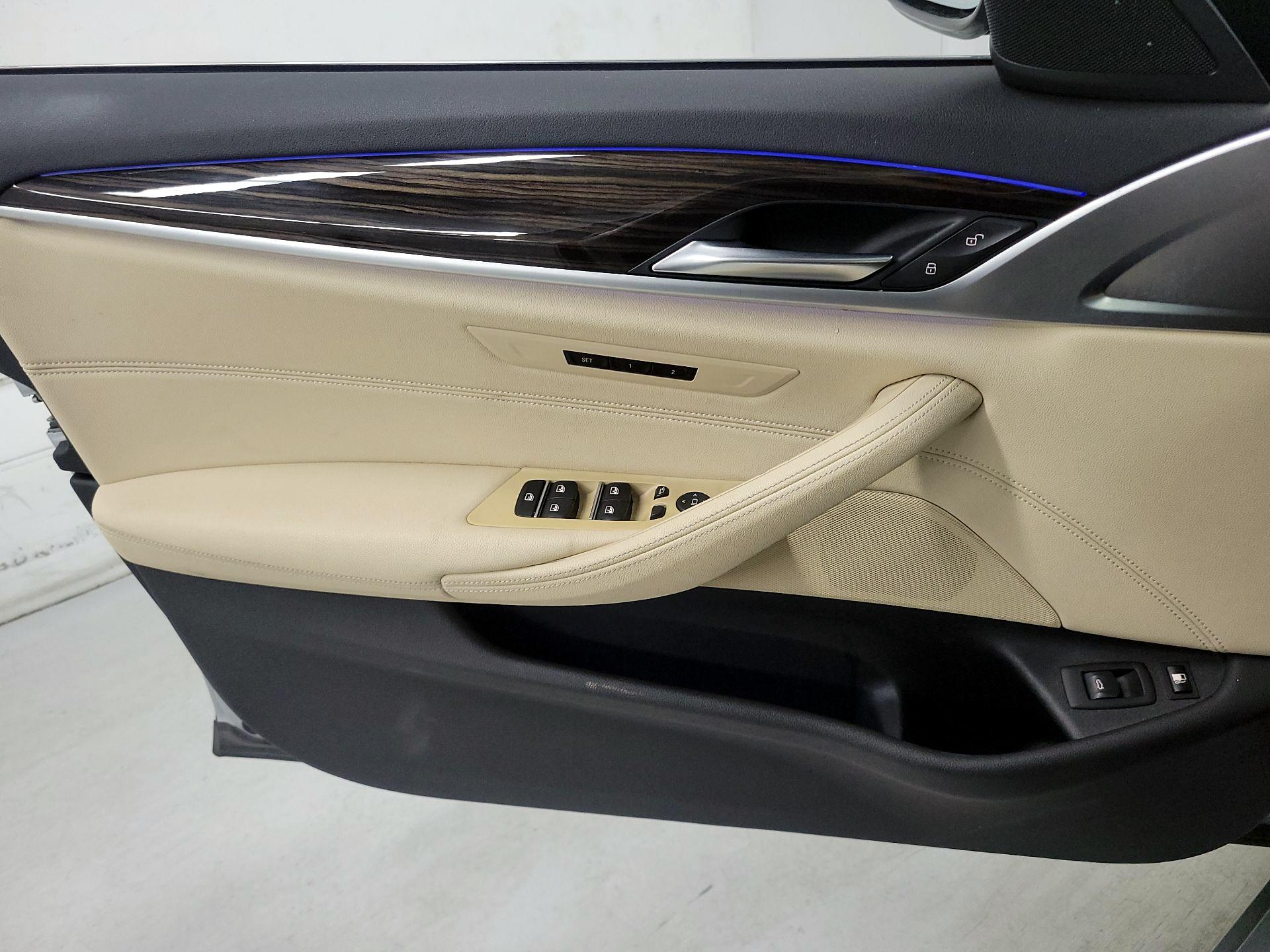 Thumbnail: 2019 BMW 5 Series - 12