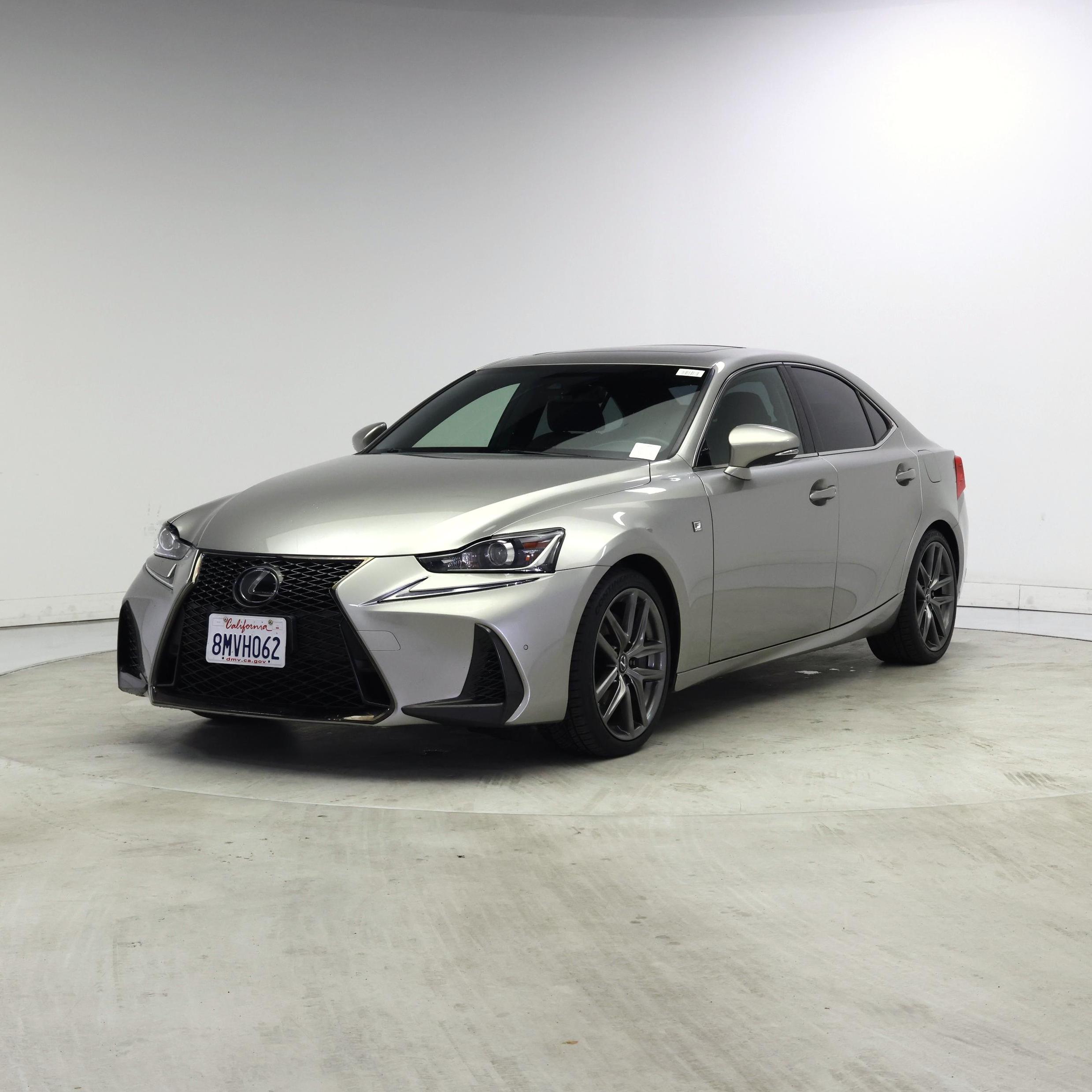 Thumbnail: 2019 Lexus IS - 4