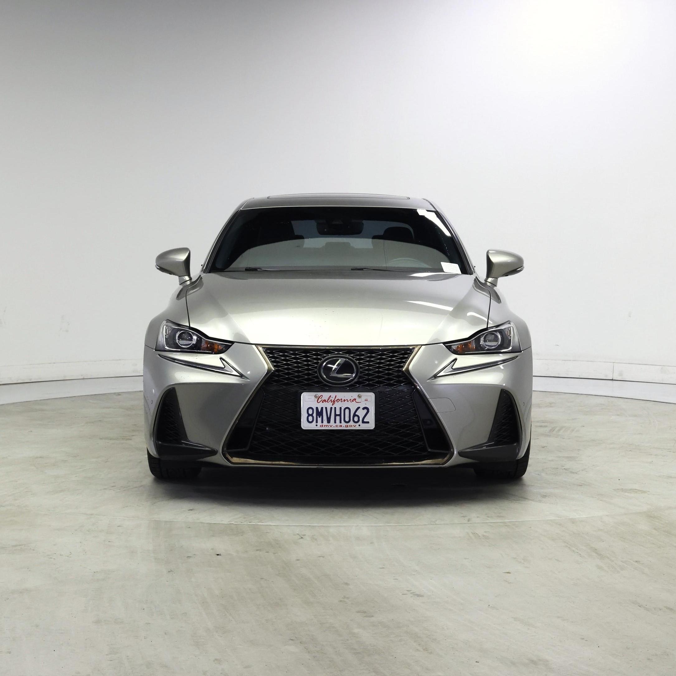 Thumbnail: 2019 Lexus IS - 5