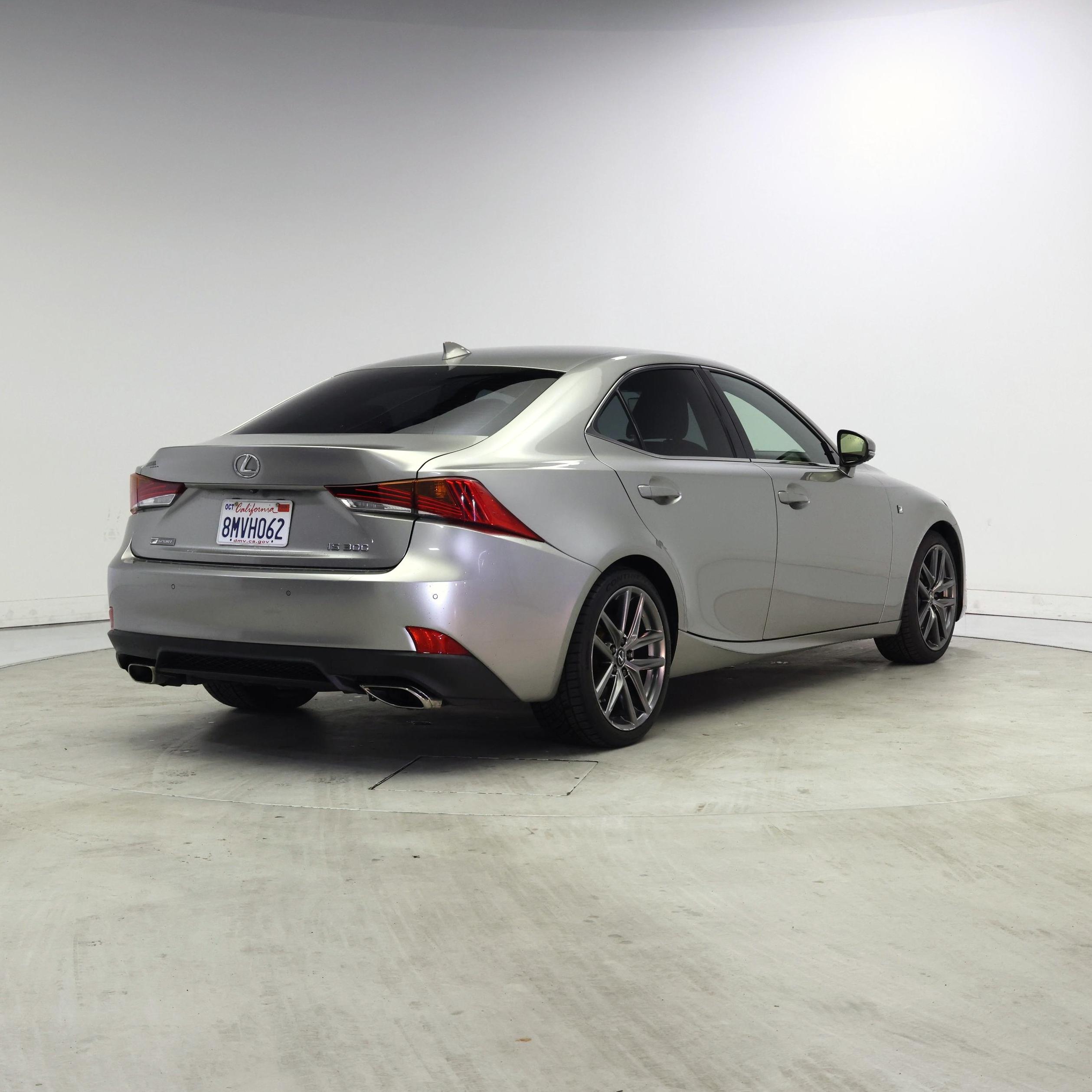 Thumbnail: 2019 Lexus IS - 8