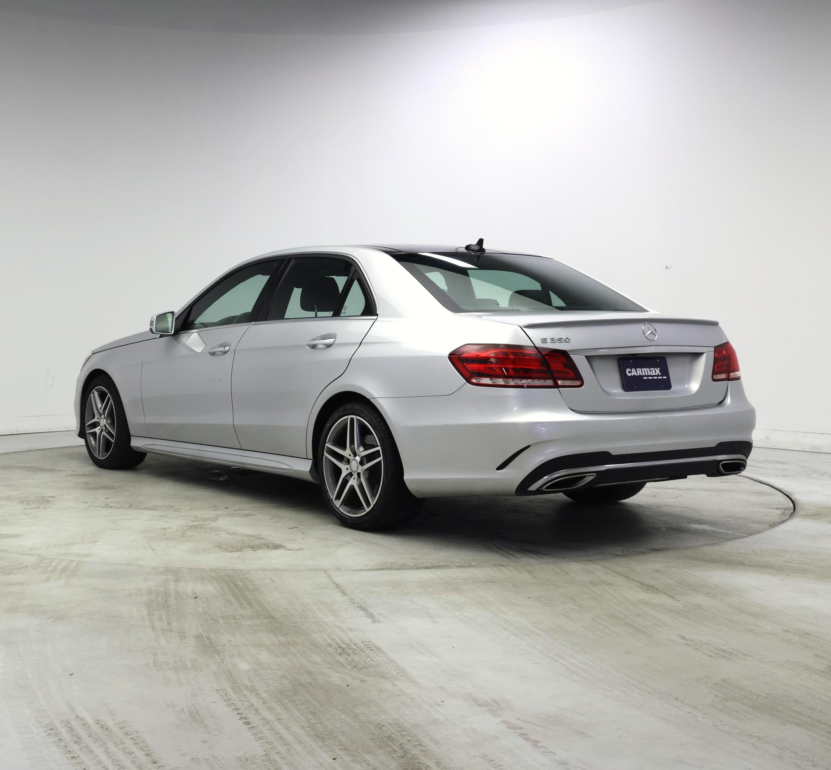 Thumbnail: 2015 Mercedes-Benz E-Class - 2