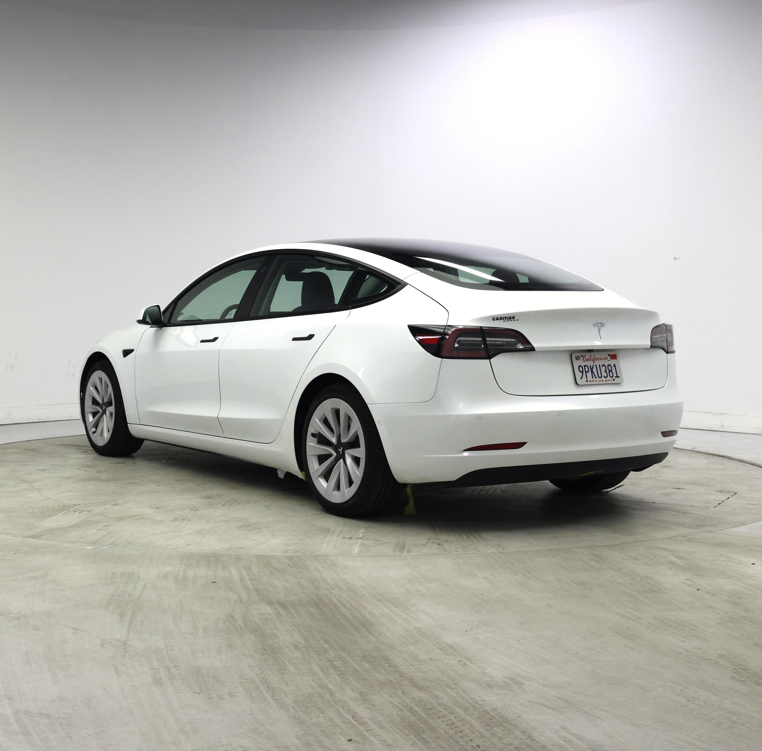 Thumbnail: 2021 Tesla Model 3 - 2