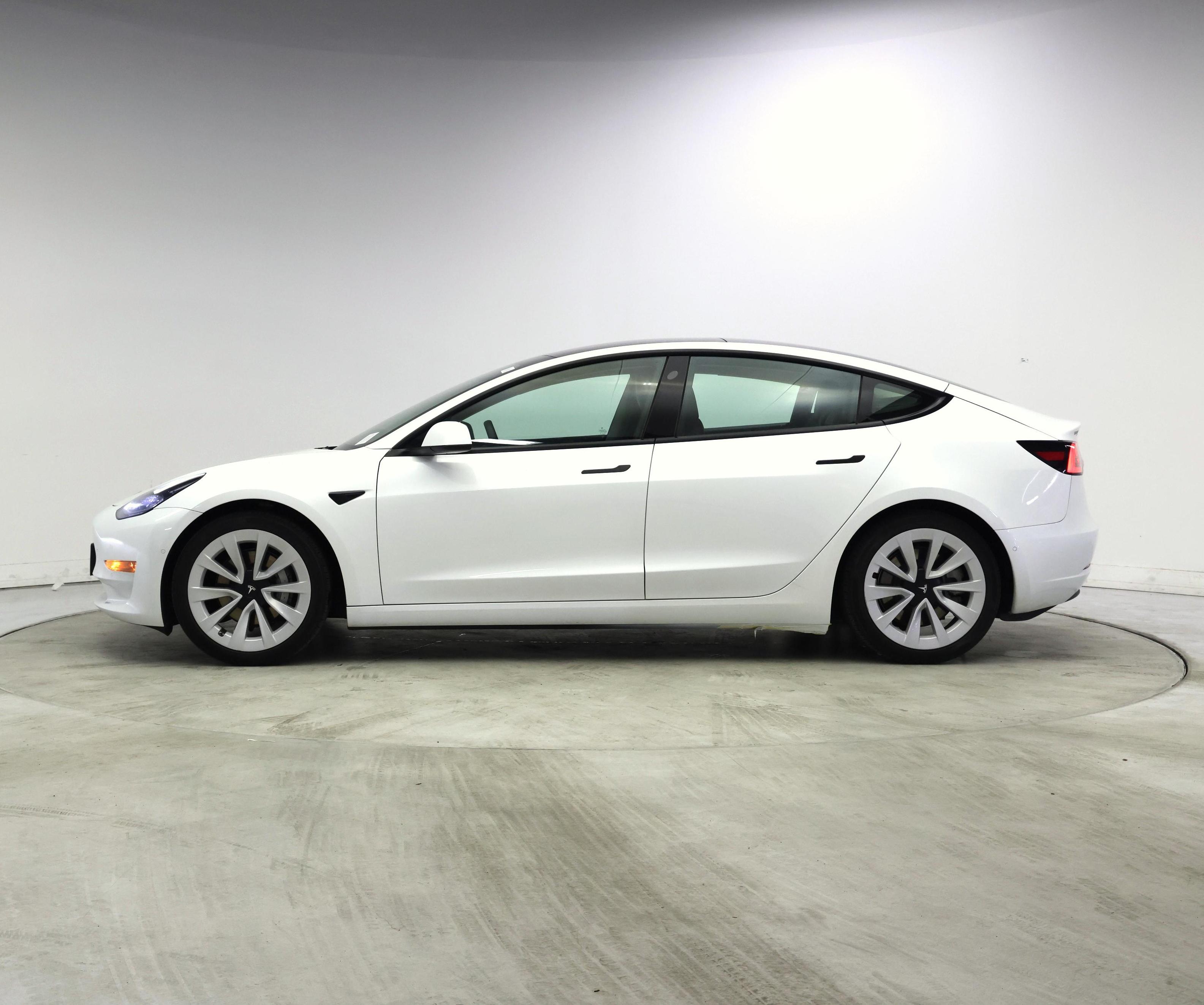 Thumbnail: 2021 Tesla Model 3 - 3