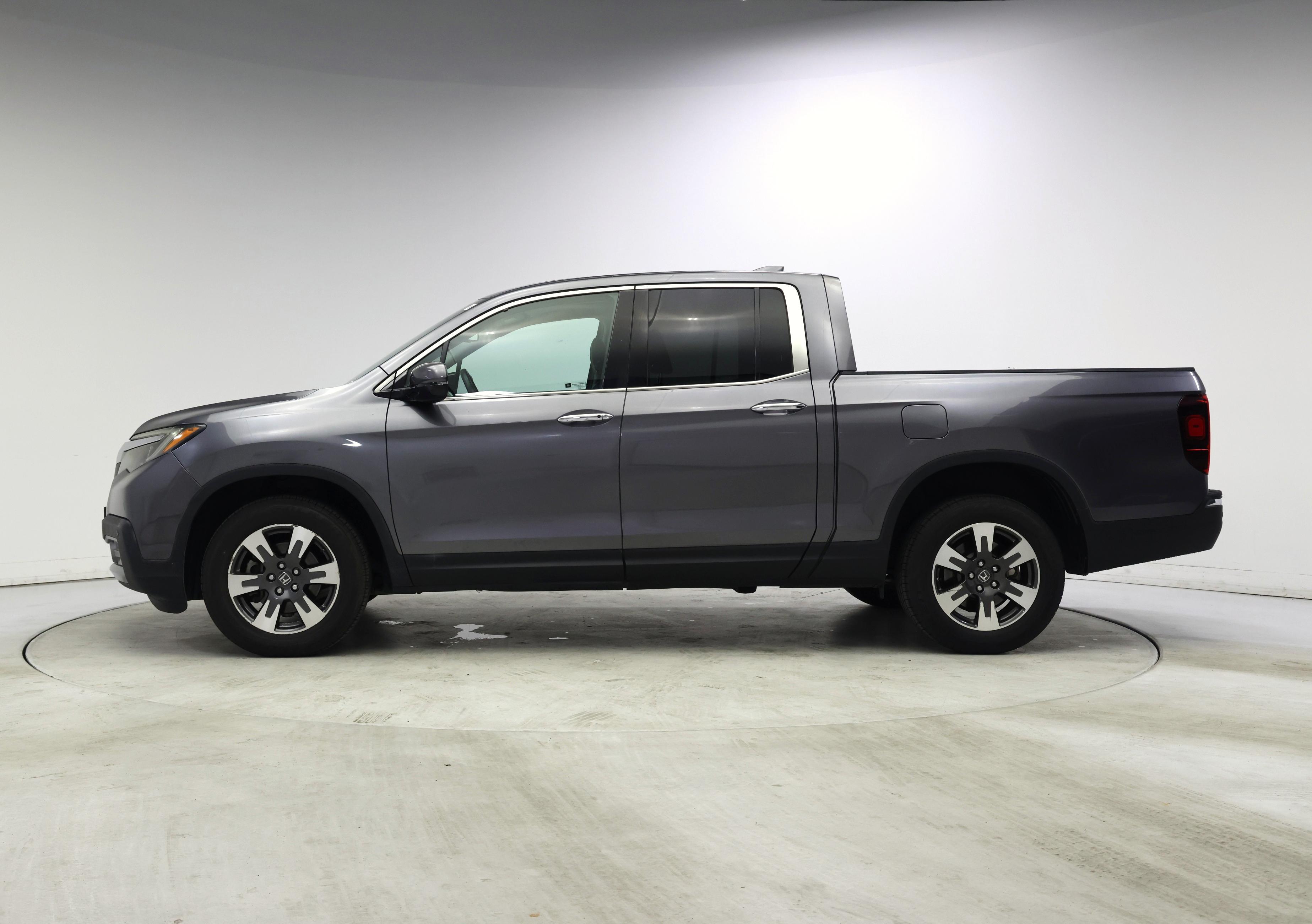 Thumbnail: 2017 Honda Ridgeline - 3