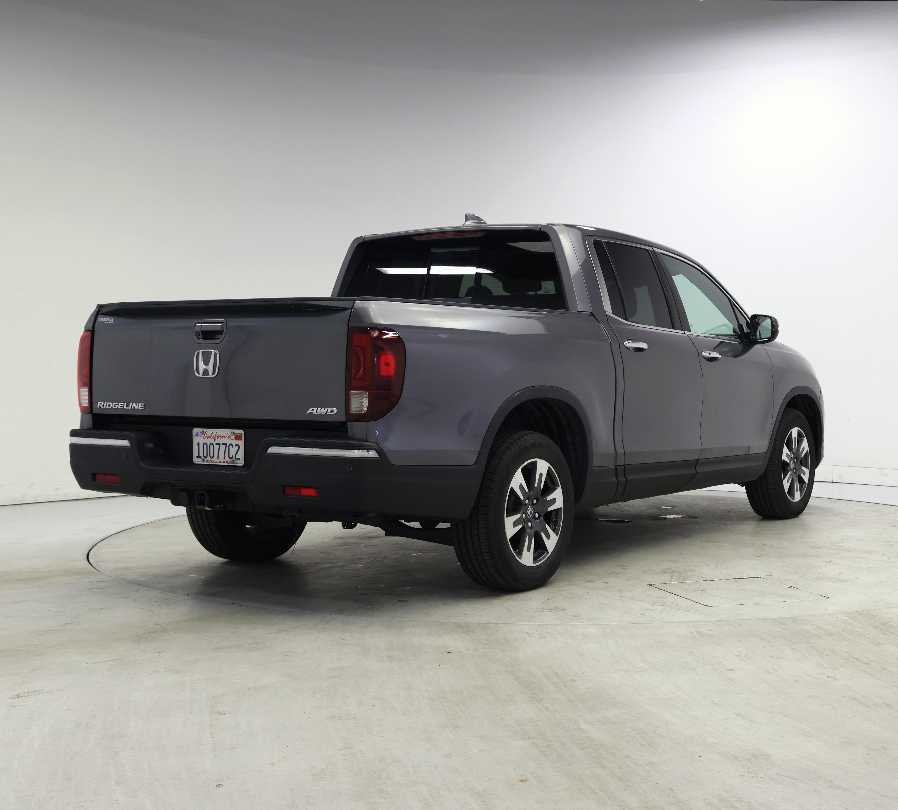 Thumbnail: 2017 Honda Ridgeline - 8