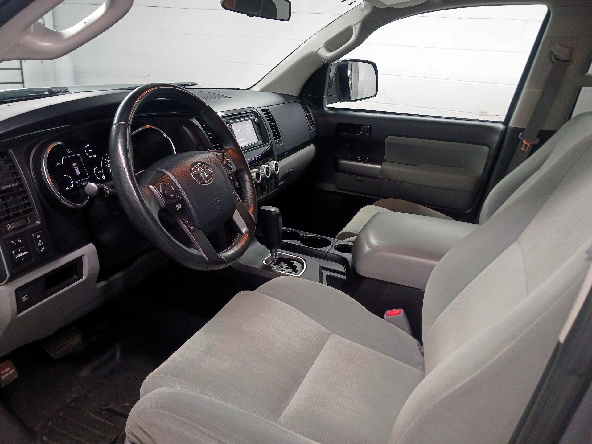 Thumbnail: 2018 Toyota Sequoia - 11
