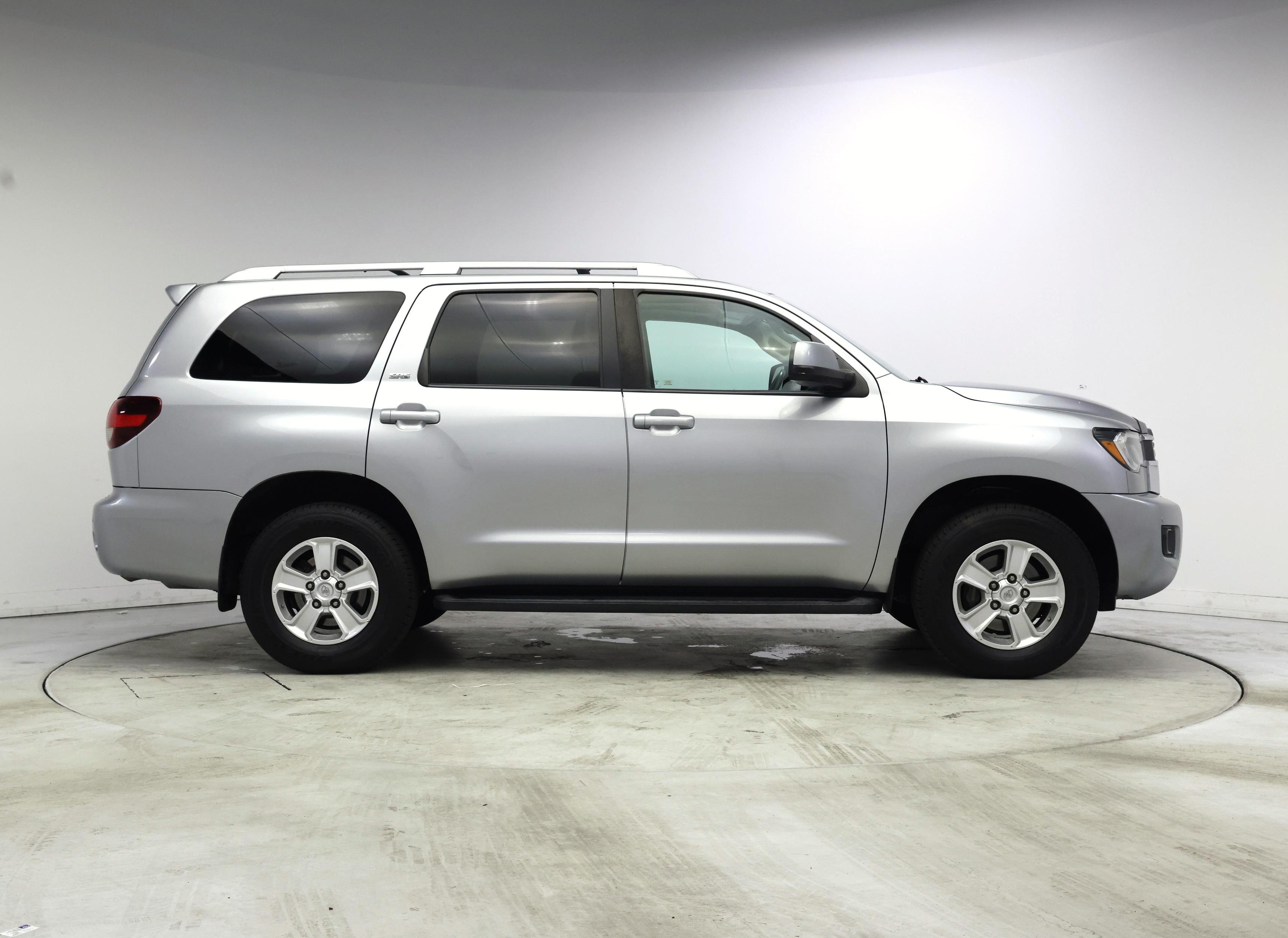 Thumbnail: 2018 Toyota Sequoia - 7