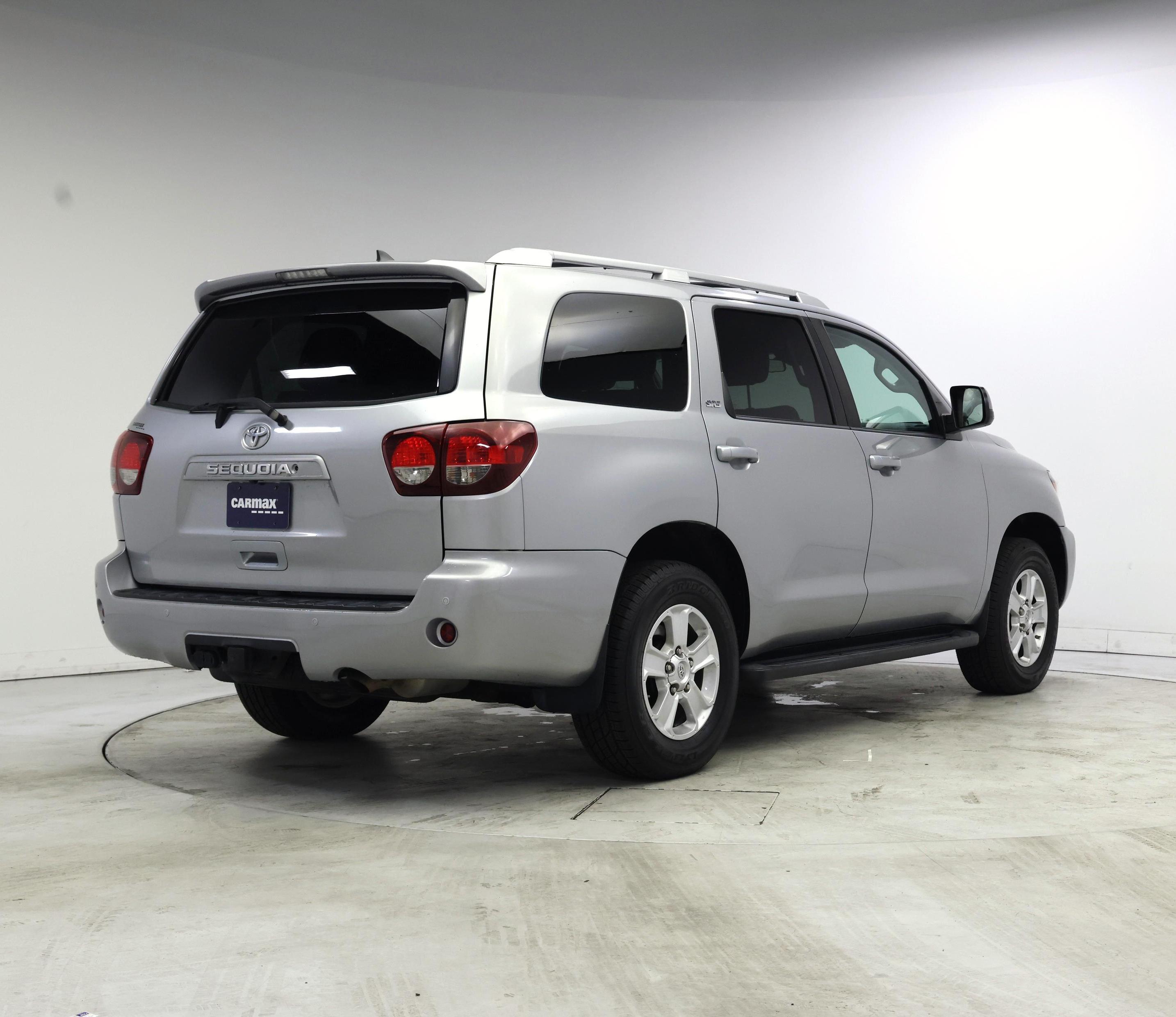 Thumbnail: 2018 Toyota Sequoia - 8