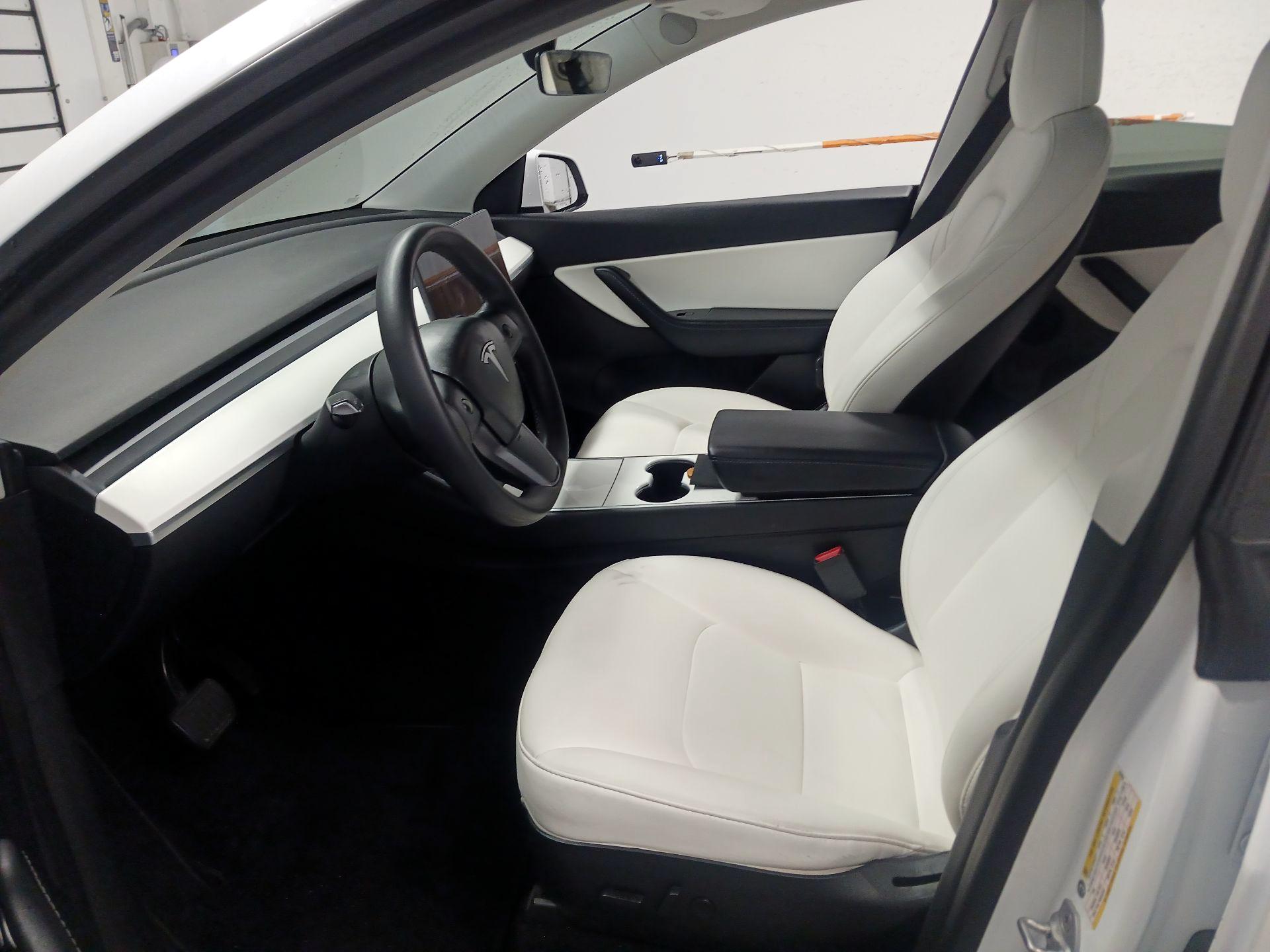 Thumbnail: 2020 Tesla Model Y - 11
