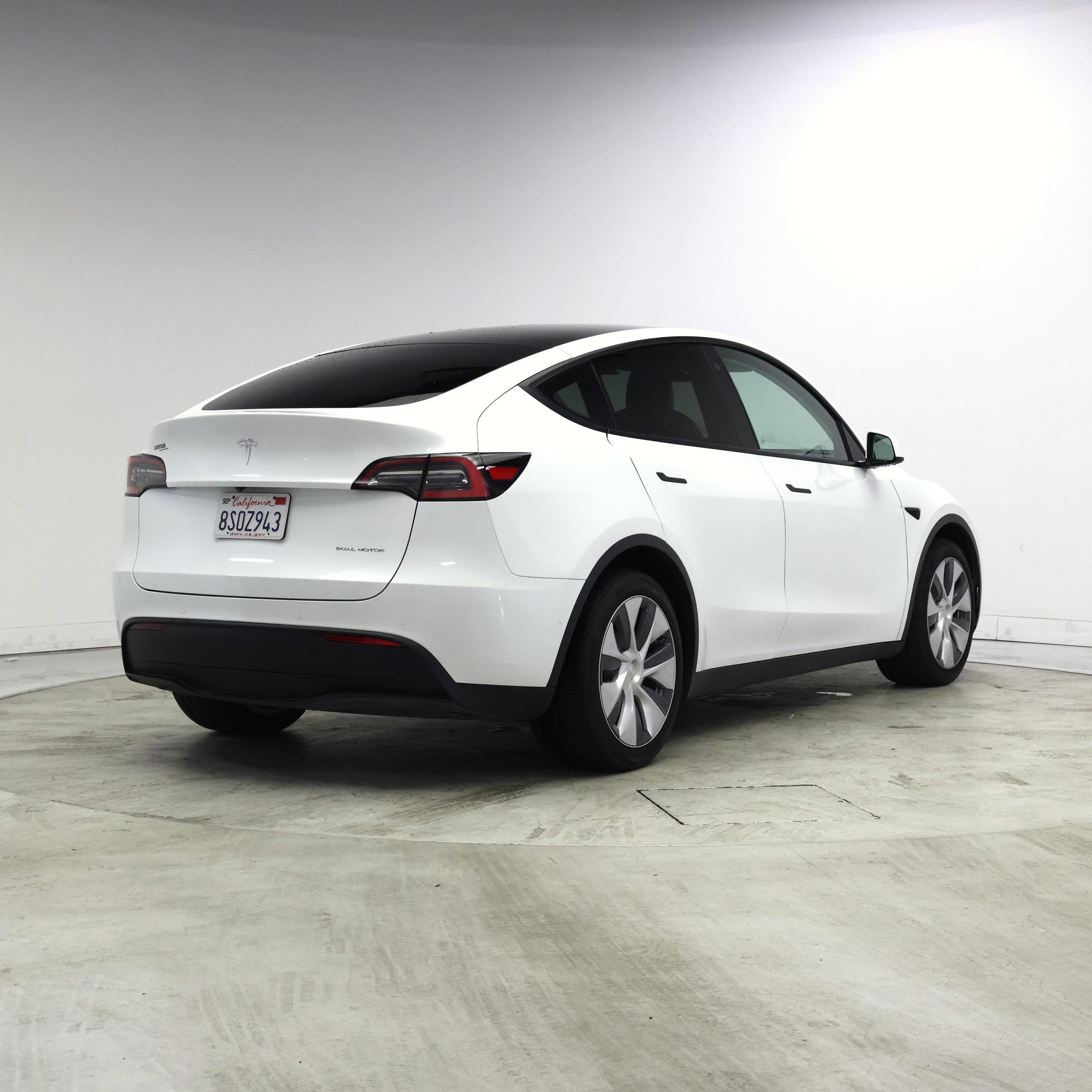 Thumbnail: 2020 Tesla Model Y - 8