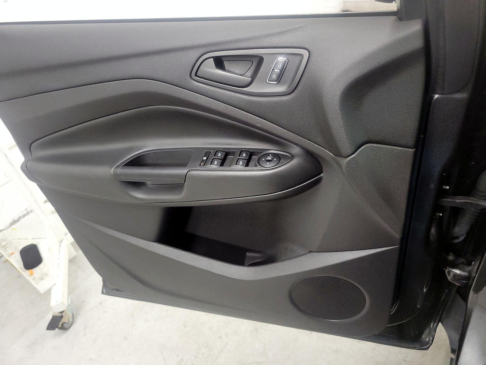 2015 Ford Escape S - Photo 13