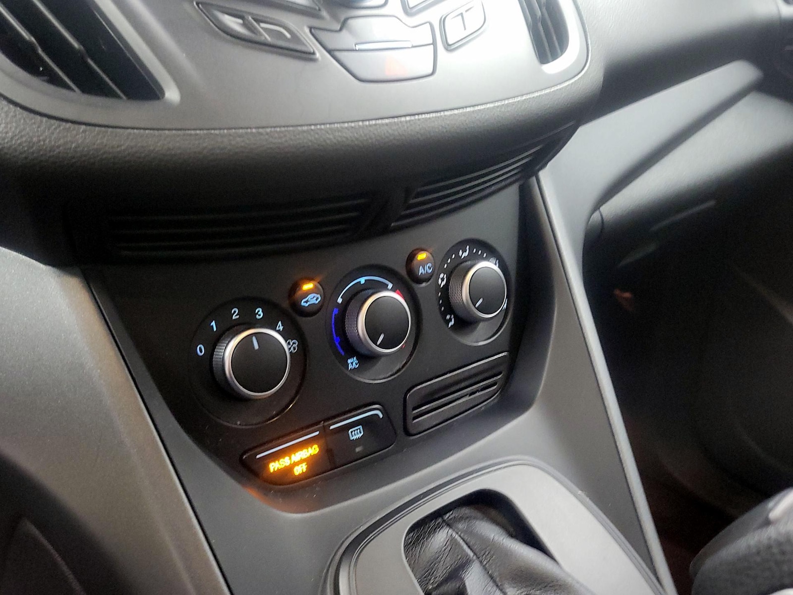 2015 Ford Escape S - Photo 15