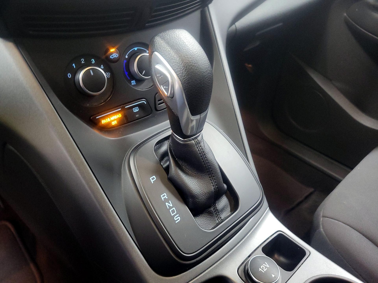 2015 Ford Escape S - Photo 16