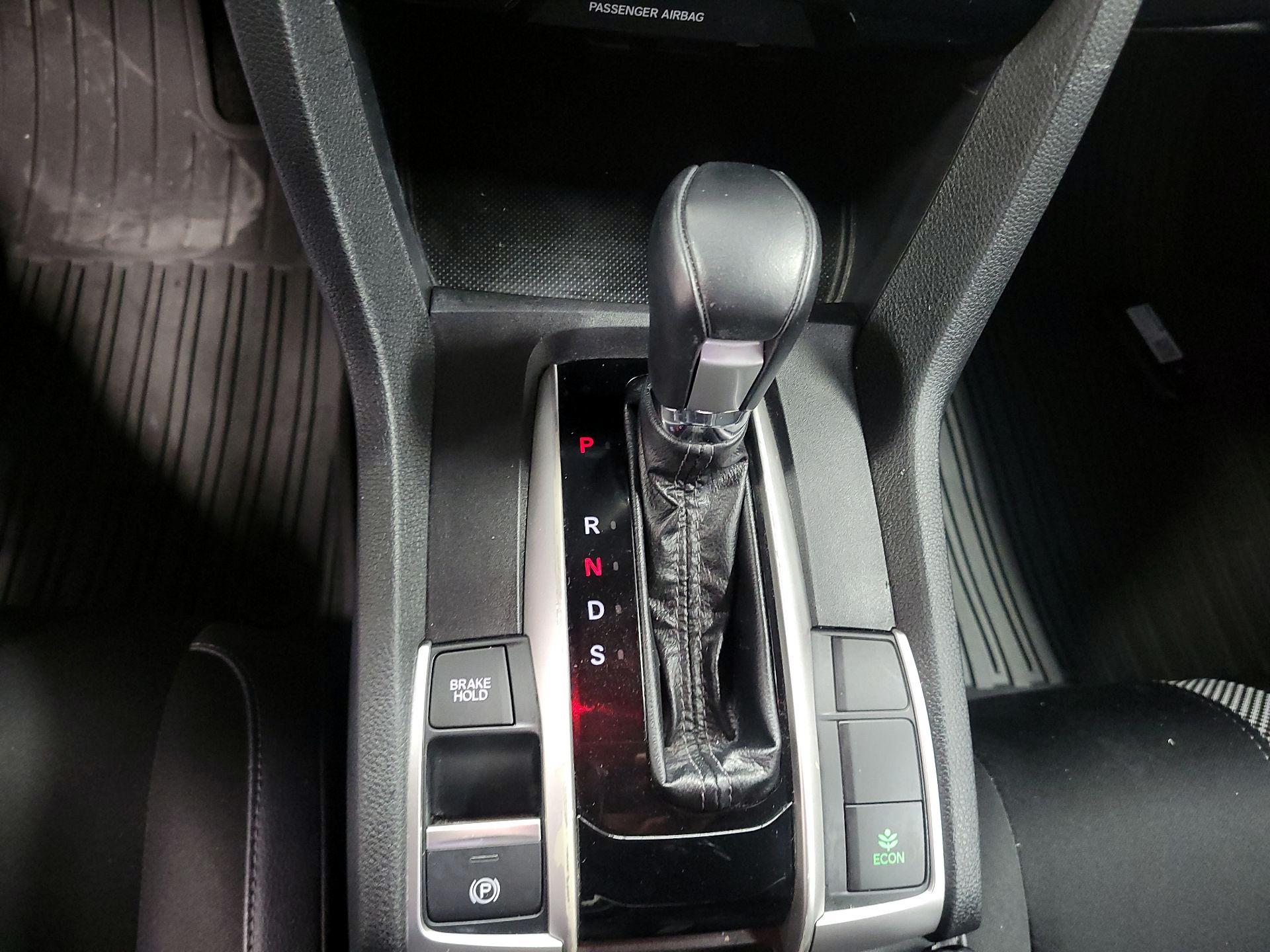 Thumbnail: 2019 Honda Civic - 17