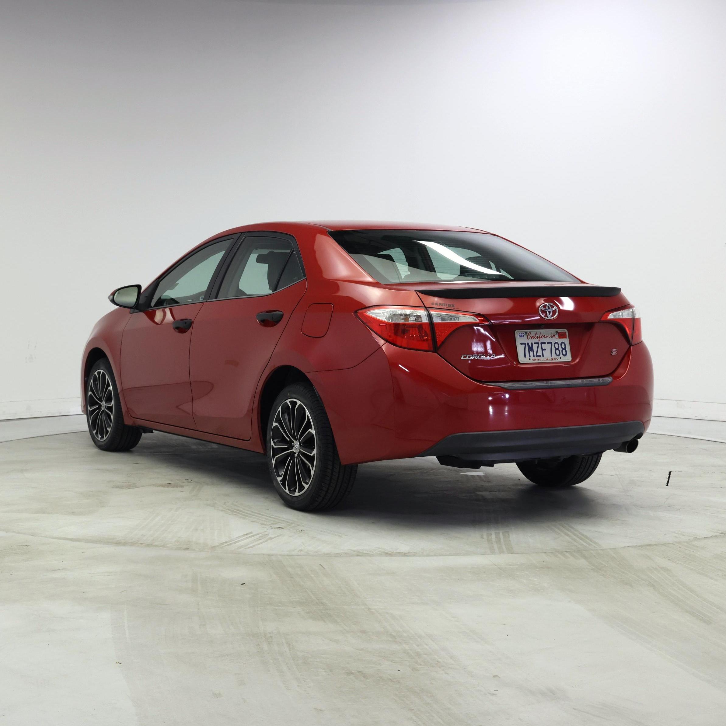 Thumbnail: 2015 Toyota Corolla - 2